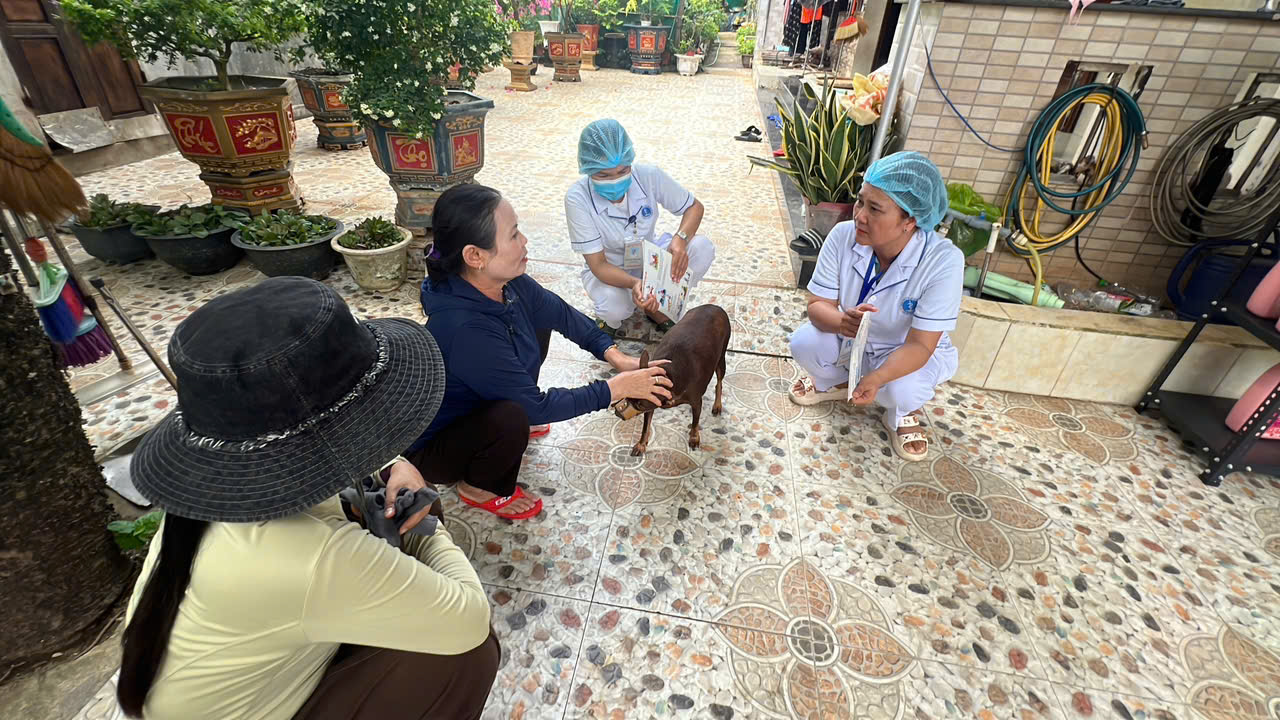 Vụ chó cắn 5 người ở Quảng Ngãi: Phát hiện có vi rút gây bệnh dại- Ảnh 3.