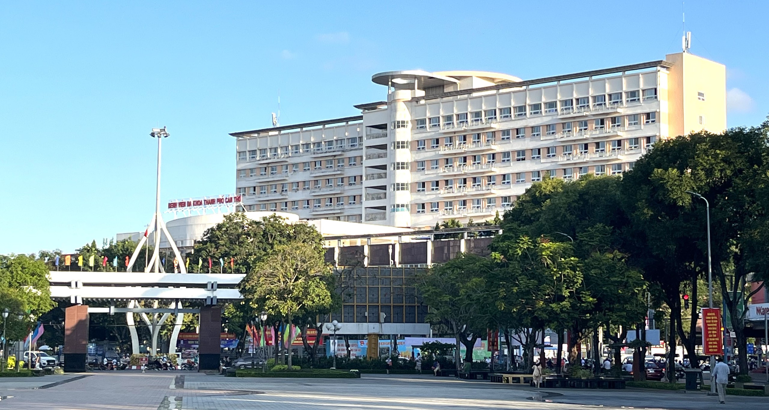 Cần Thơ nâng tầm cơ sở khám chữa bệnh- Ảnh 3.
