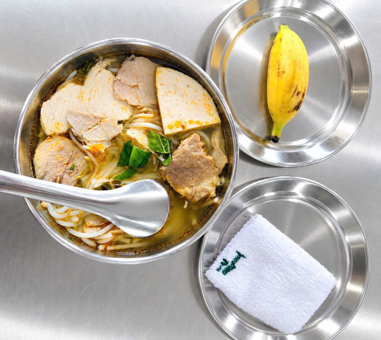 Bữa ăn bán trú 40.000 đồng của trường 106 năm tuổi ở TP.HCM - Ảnh 14.