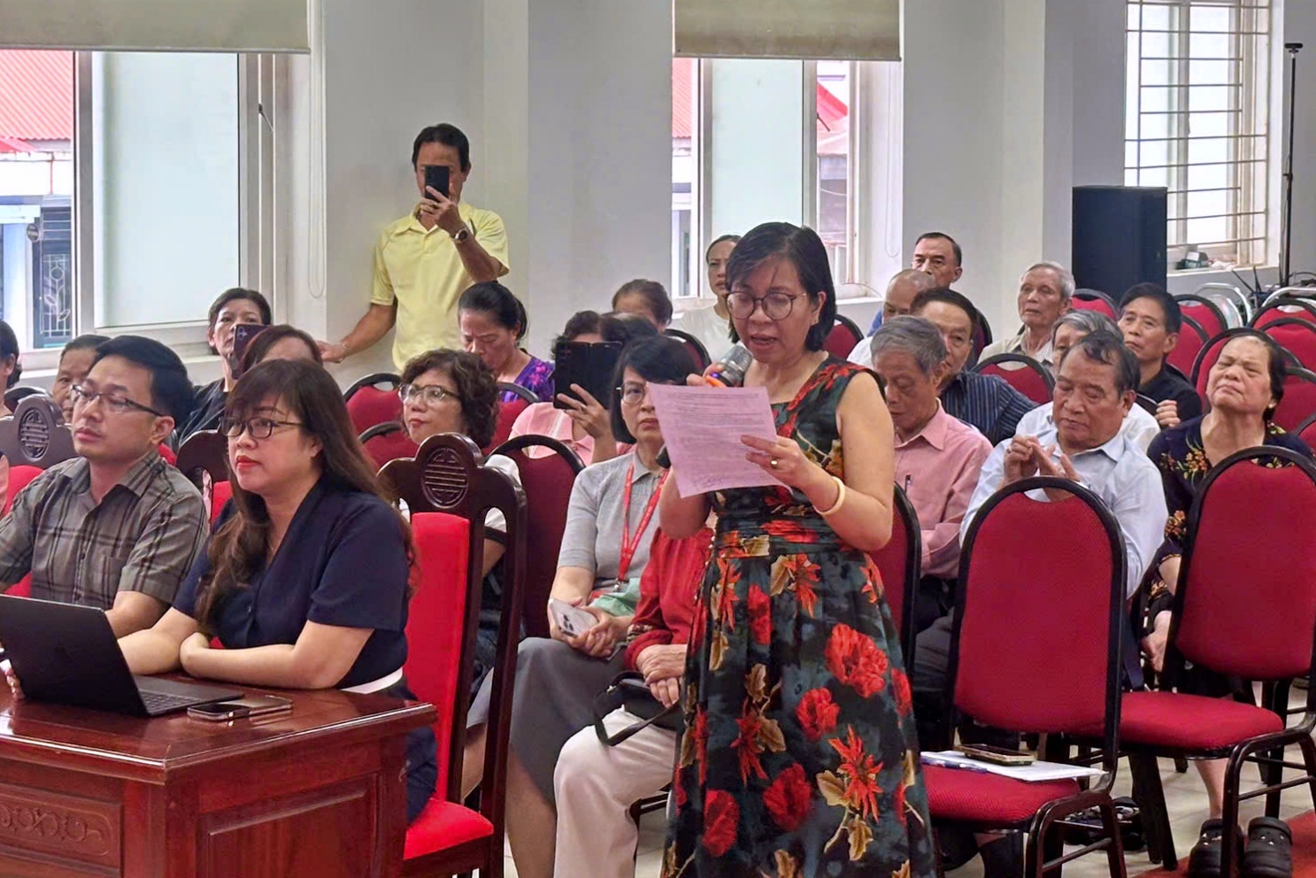 Người dân nêu 8 nhóm vấn đề nếu triển khai dự án trục đại lộ sông Hồng- Ảnh 1.
