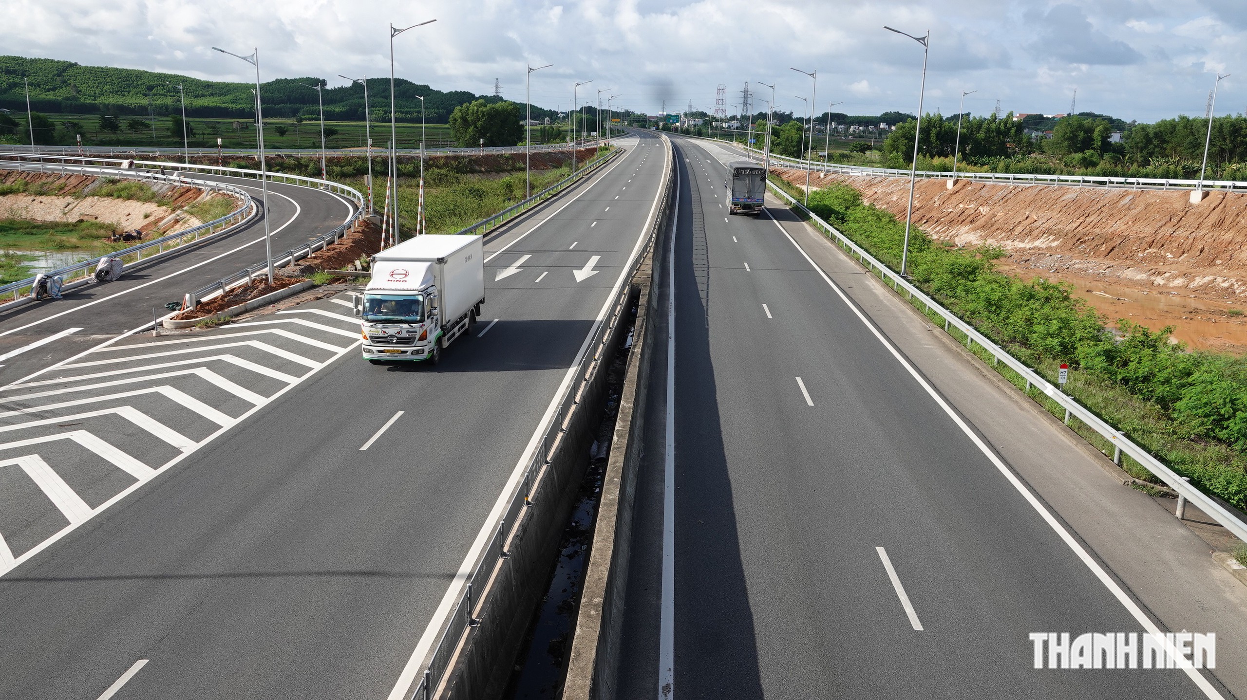 Cao tốc Đà Nẵng - Quảng Ngãi: Nút giao Trì Bình sẽ thông tuyến vào tháng 10- Ảnh 6.