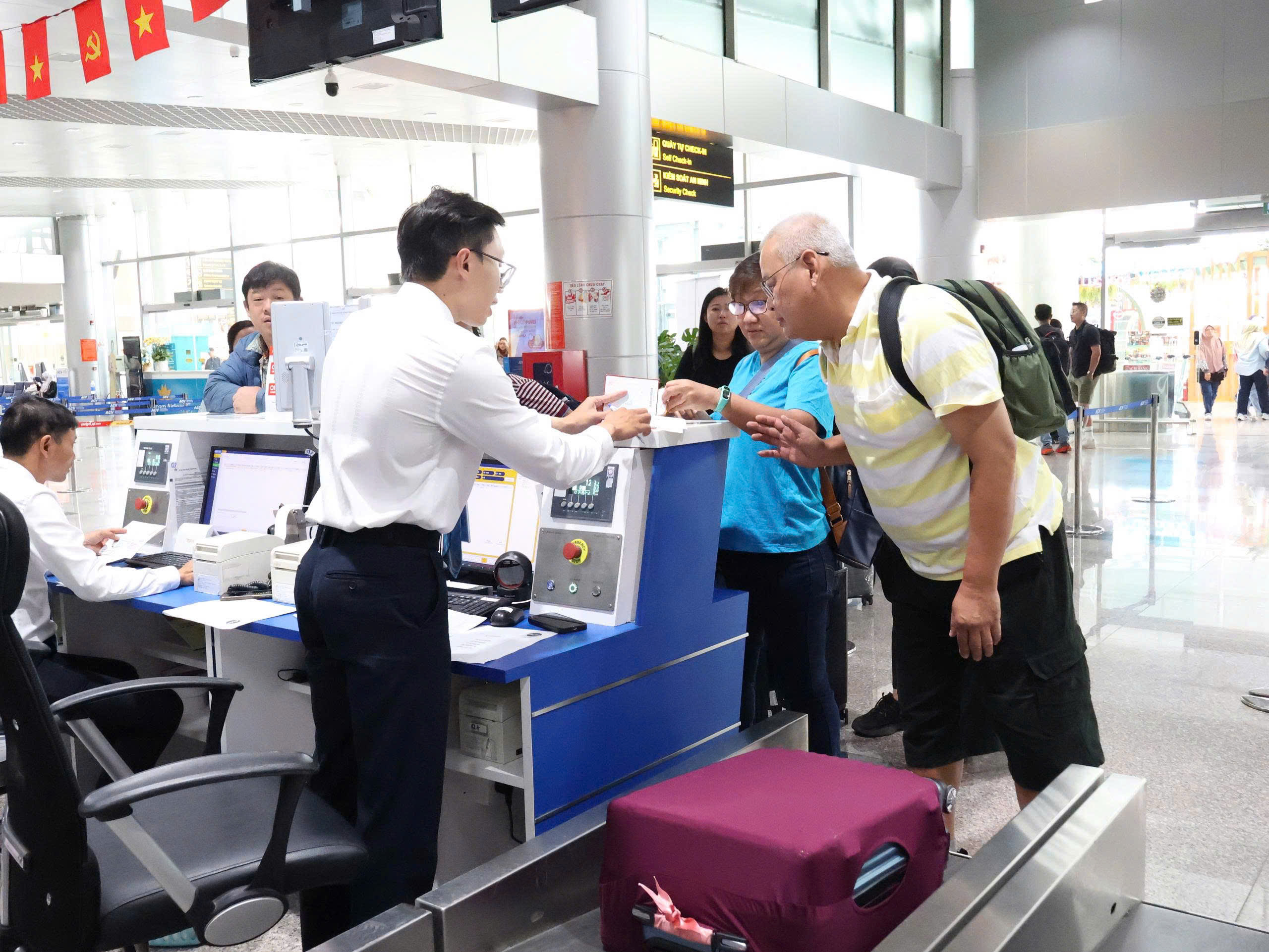 Đường bay quốc tế Đà Lạt - Kuala Lumpur nối lại đúng ngày Quốc khánh- Ảnh 3.