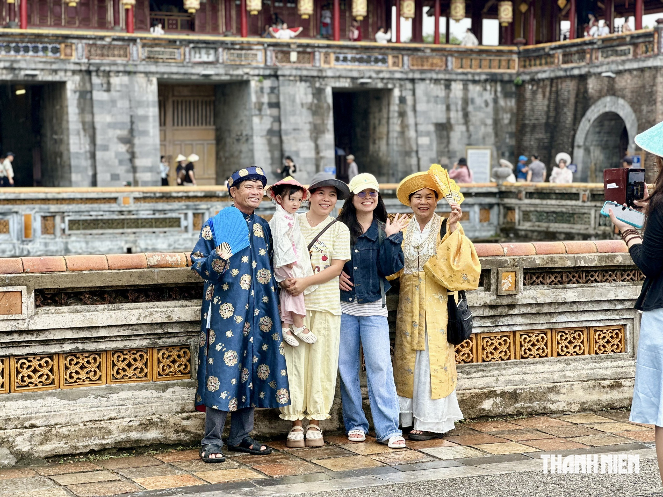 Đội mưa đi - Ảnh 15.