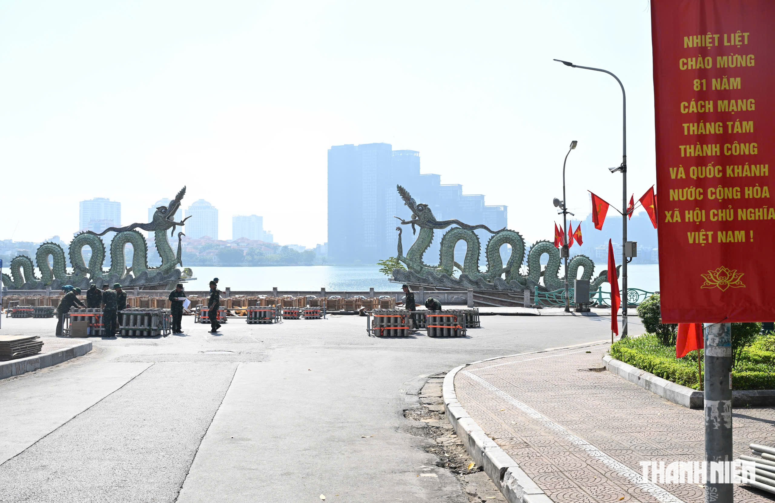 Cận cảnh gi&agrave;n ph&aacute;o  - Ảnh 1.