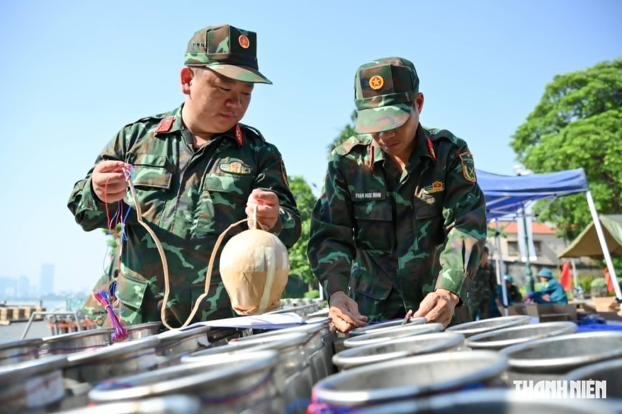 Cận cảnh gi&agrave;n ph&aacute;o  - Ảnh 9.