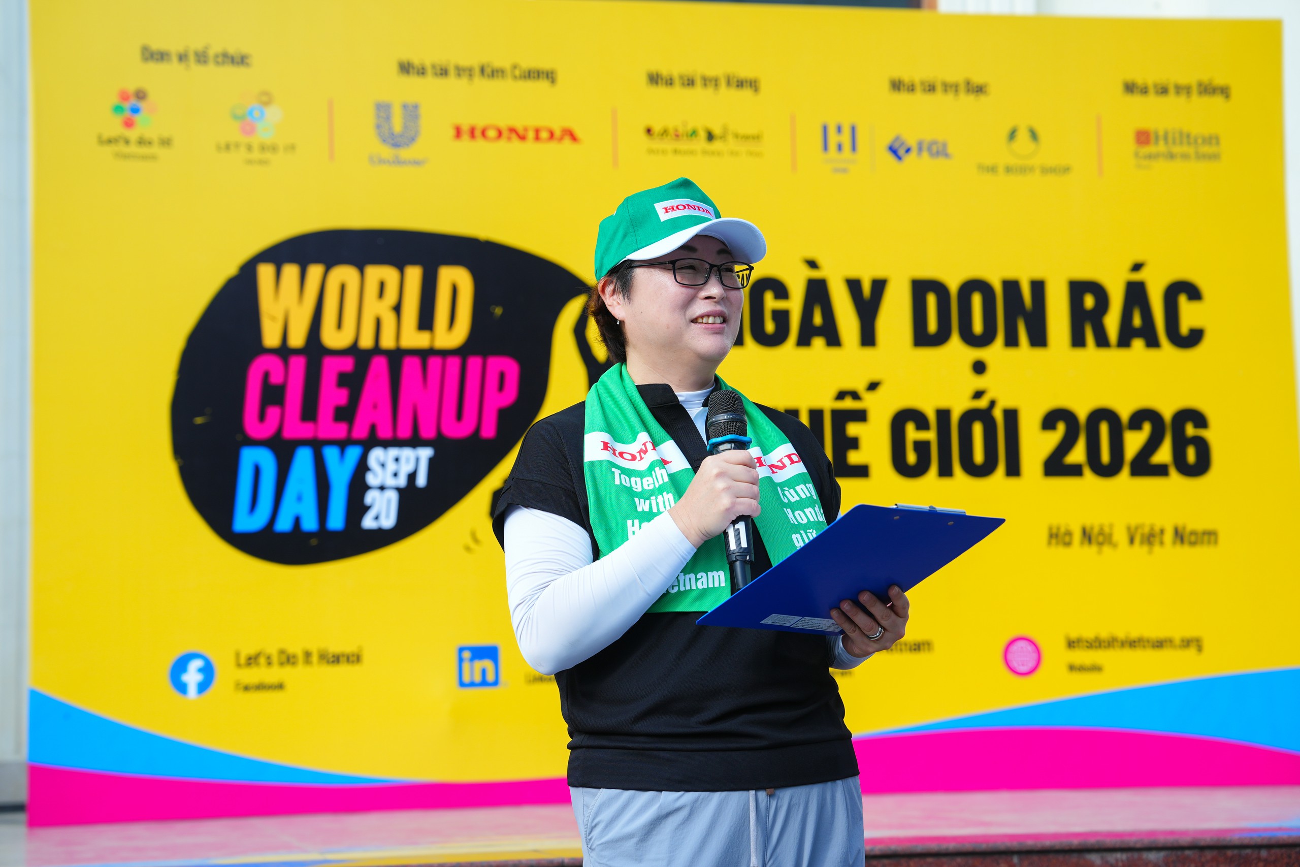 Doanh nghiệp chung tay dọn rác tại TP.HCM - Ảnh 2.