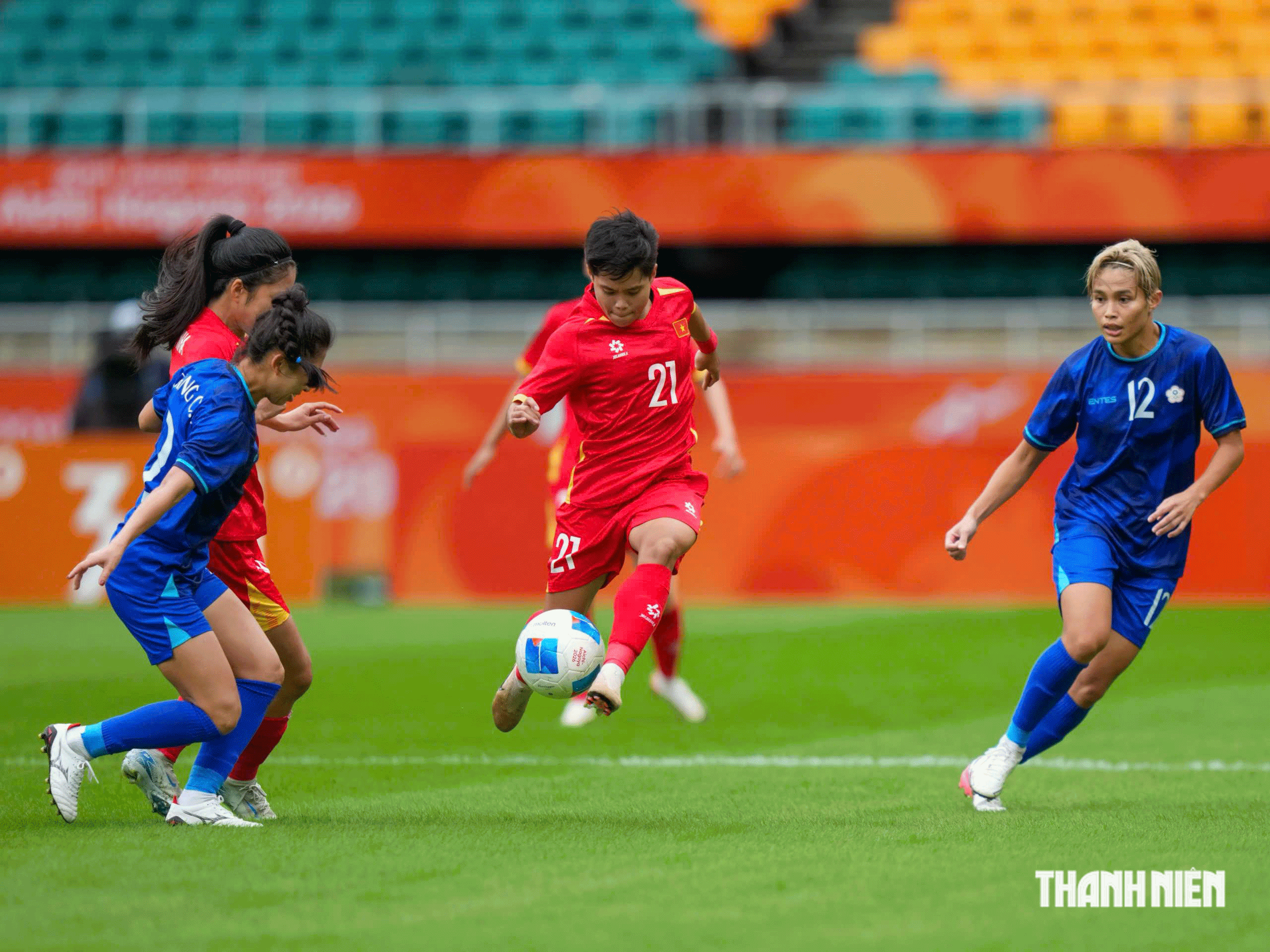 ASIAD 20 - 17 giờ 30 h&ocirc;m nay: Đội tuyển nữ Việt Nam quyết t&acirc;m đ&aacute;nh bại Th&aacute;i Lan- Ảnh 1.