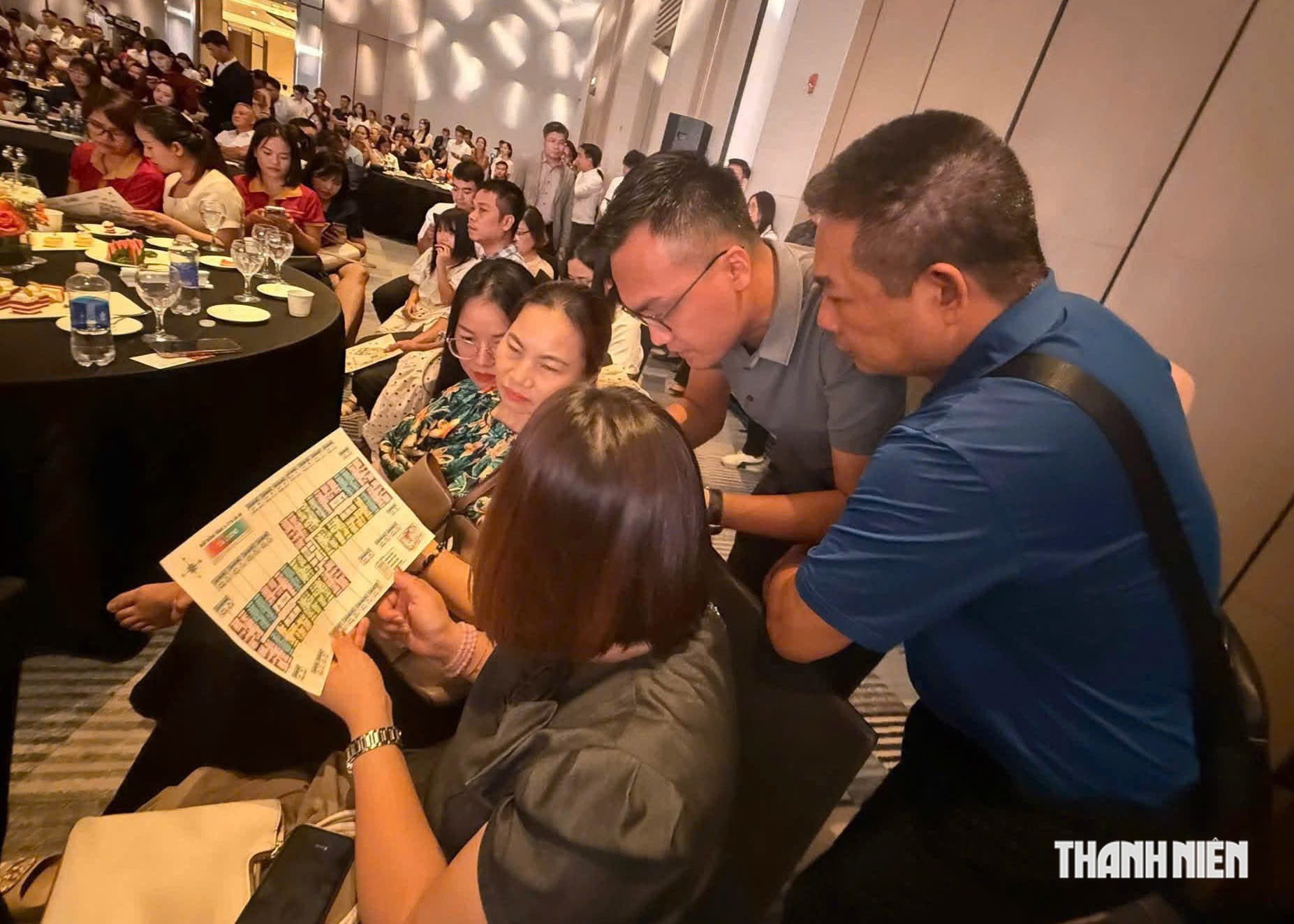 Nghề môi giới bất động sản: Thị trường đổi chiều 'vui nhiều, buồn nhiều'- Ảnh 1.