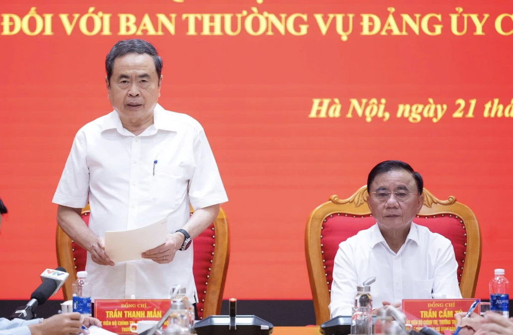 Đánh giá cán bộ ở một số nơi vẫn còn nặng về hình thức - Ảnh 1.