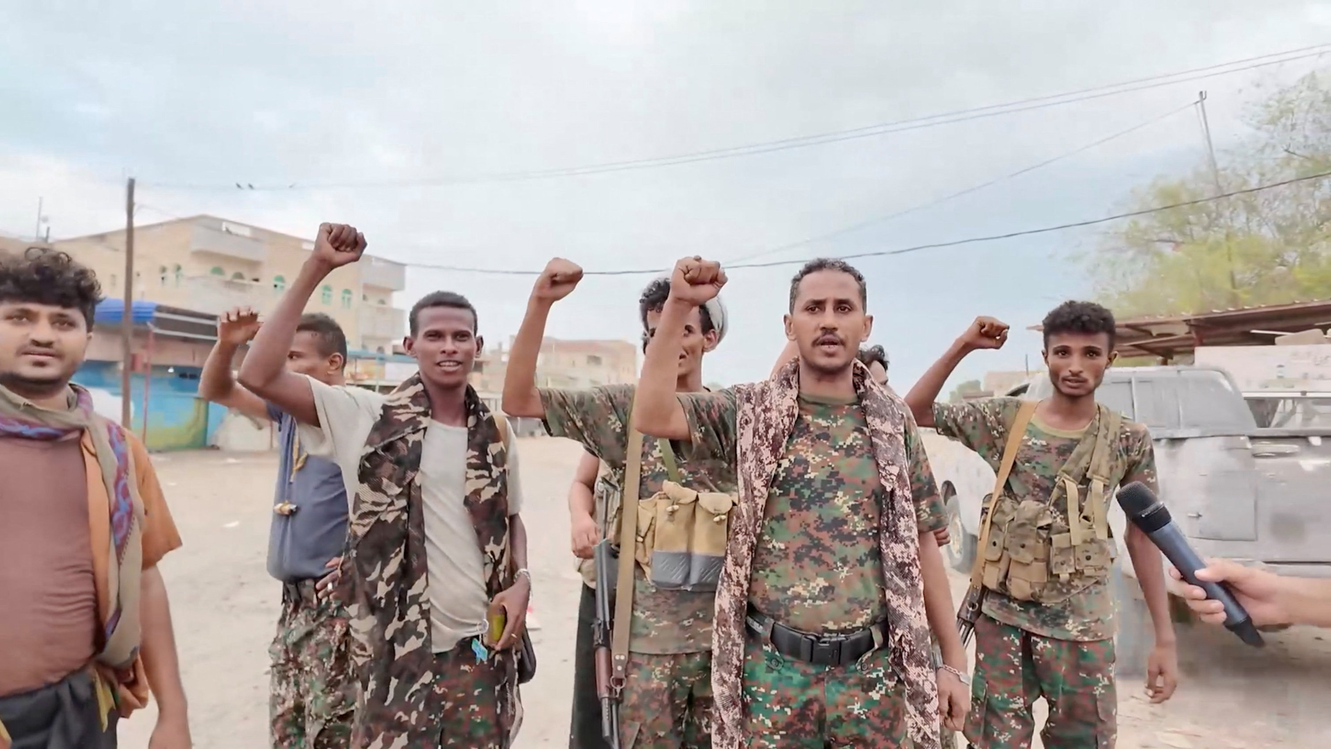 Lực lượng Houthi tấn công Ả Rập Xê Út: Chuyện gì sẽ xảy ra tiếp theo? - Ảnh 1.
