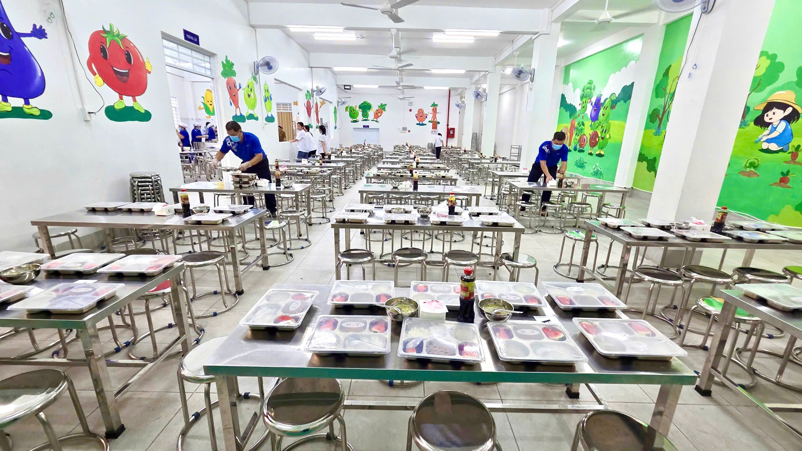 Co.opmart triển khai mô hình Bếp suất ăn học đường chất lượng, dinh dưỡng cho học sinh - Ảnh 6.