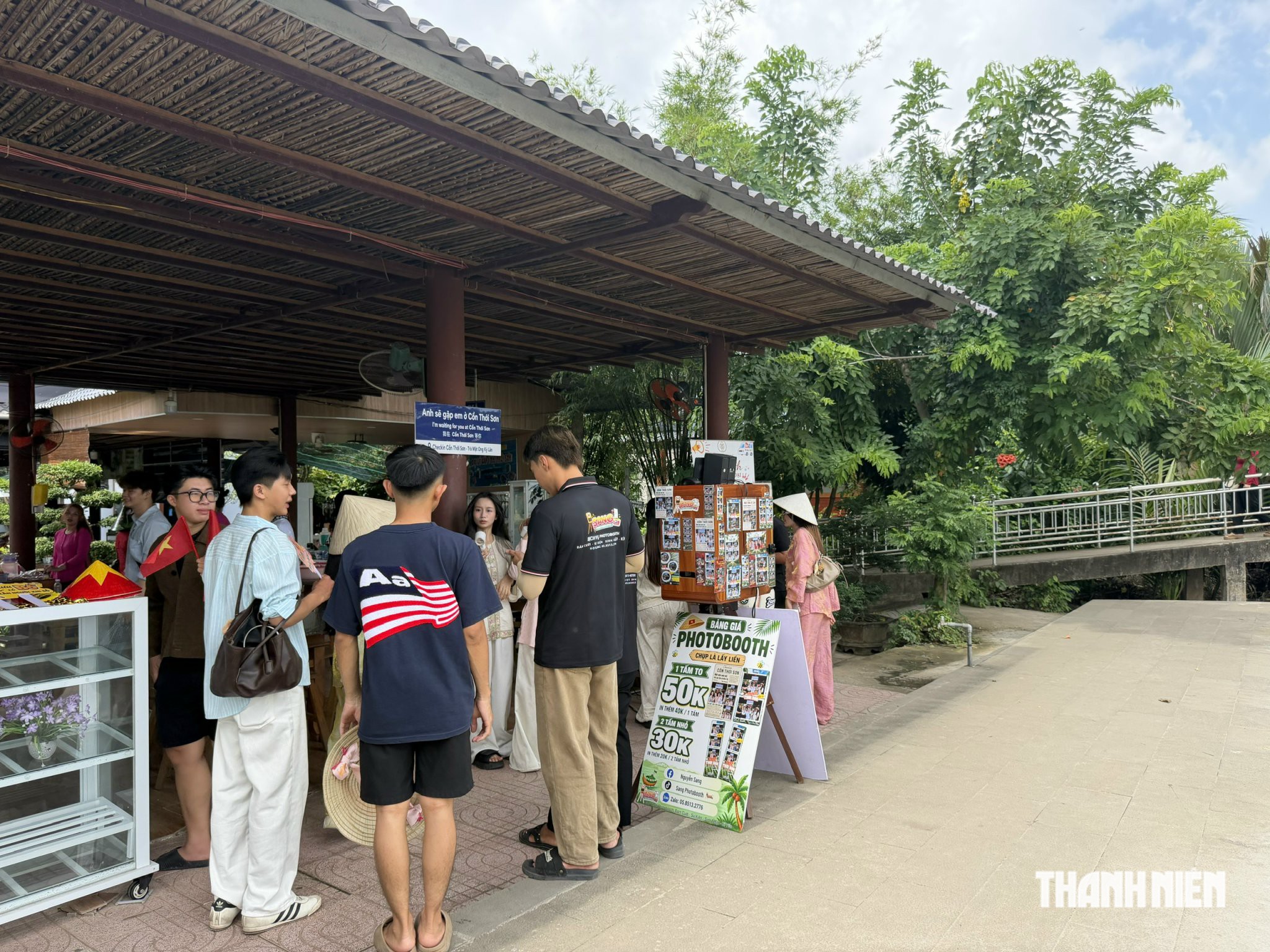 C&ugrave; lao thức giấc nhờ du lịch - Ảnh 7.