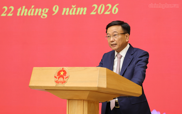 Thứ trưởng Bộ Xây dựng làm Phó chủ nhiệm Văn phòng Chính phủ- Ảnh 2.