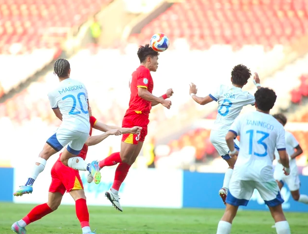 Nhận định Việt Nam đấu Philippines tại FIFA ASEAN Cup: L&ecirc; Giang Patrik trắng lưới, Xu&acirc;n Mạnh ghi b&agrave;n
- Ảnh 1.
