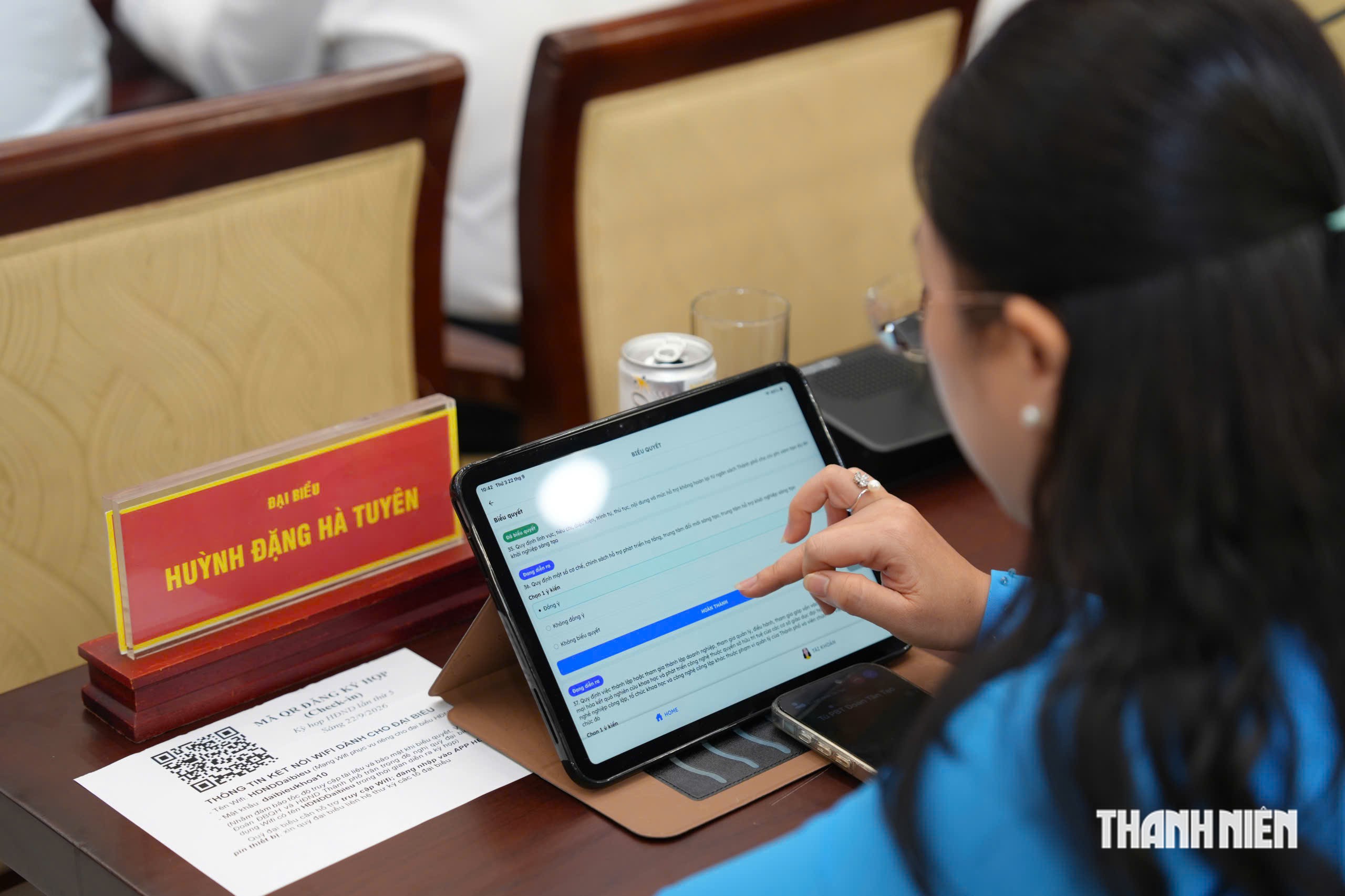 Toàn cảnh HĐND TP.HCM thống nhất loạt quyết sách quan trọng - Ảnh 3.