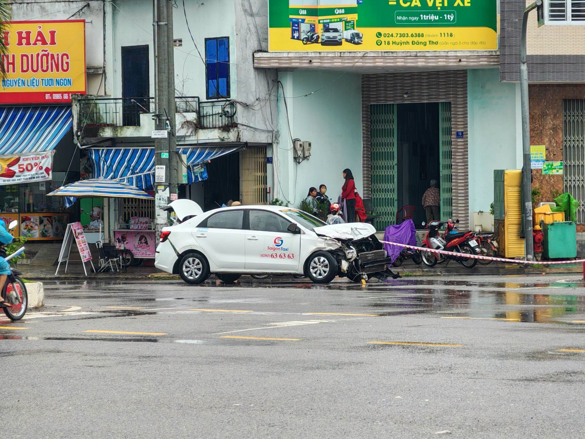 Điều tra vụ xe khách lật sau tai nạn giao thông trên QL1- Ảnh 2.