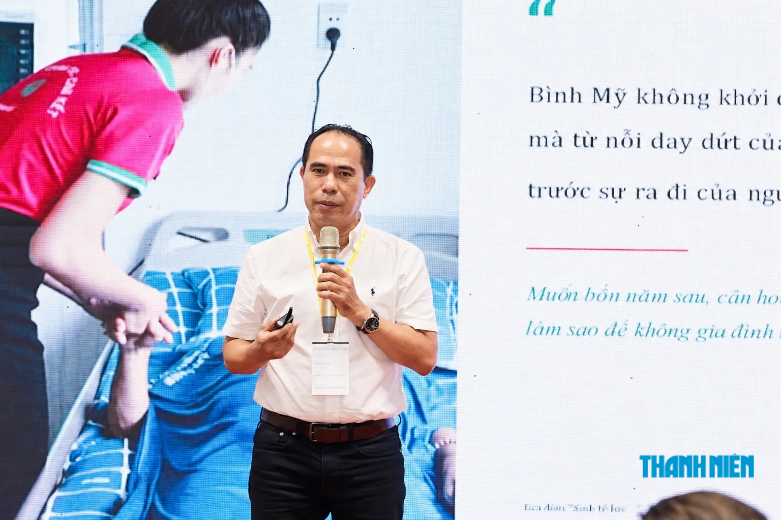 Vì sao con cái bị ‘ném đá’ khi đưa cha mẹ vào viện dưỡng lão - Ảnh 1.