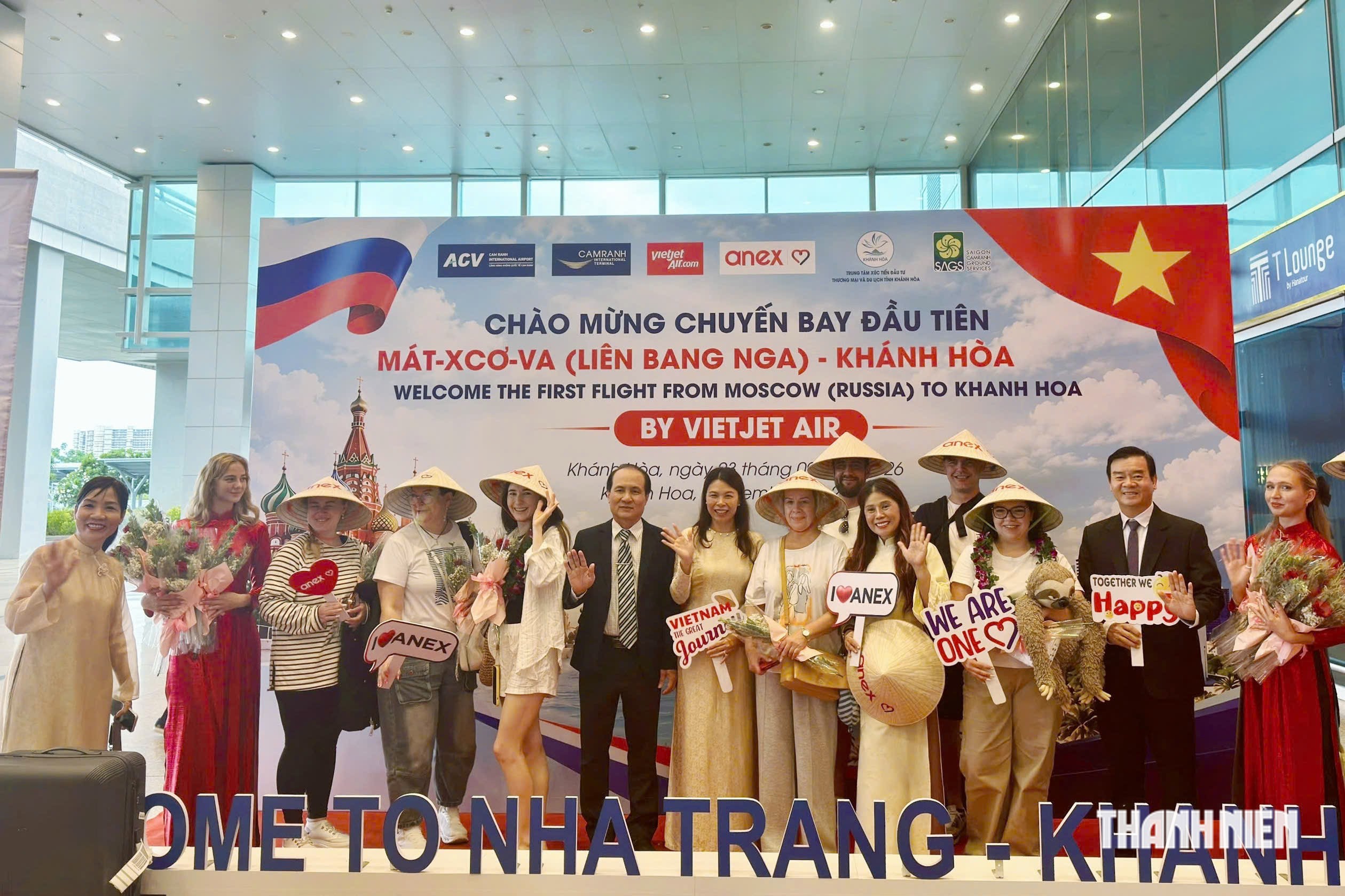 Khánh Hòa đón chuyến bay thẳng đầu tiên của hãng bay Việt Nam từ Nga- Ảnh 1.