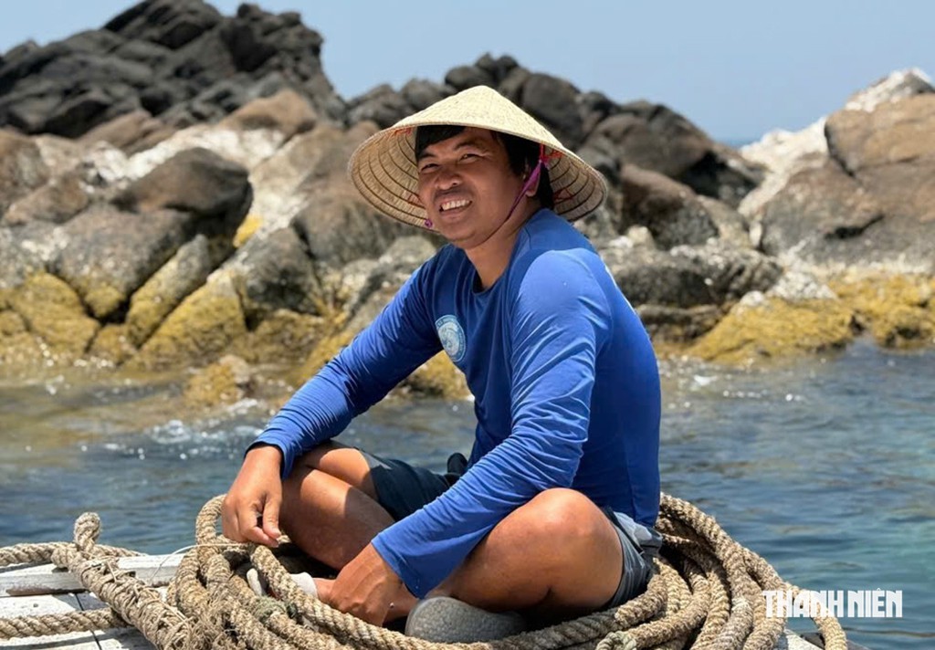 Mang rác về từ đáy biển - Ảnh 3.