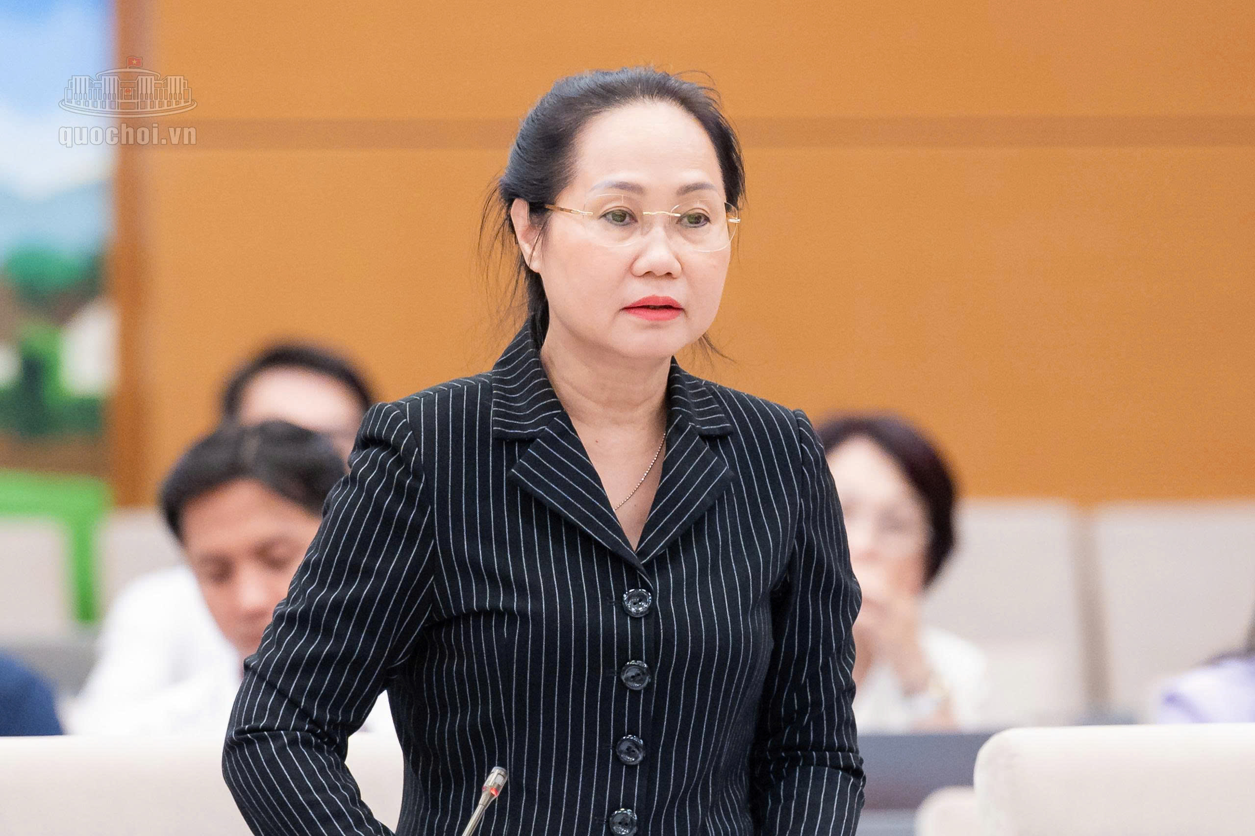 Bộ trưởng Lâm Thị Phương Thanh trình dự án luật Phát triển công nghiệp văn hóa- Ảnh 1.