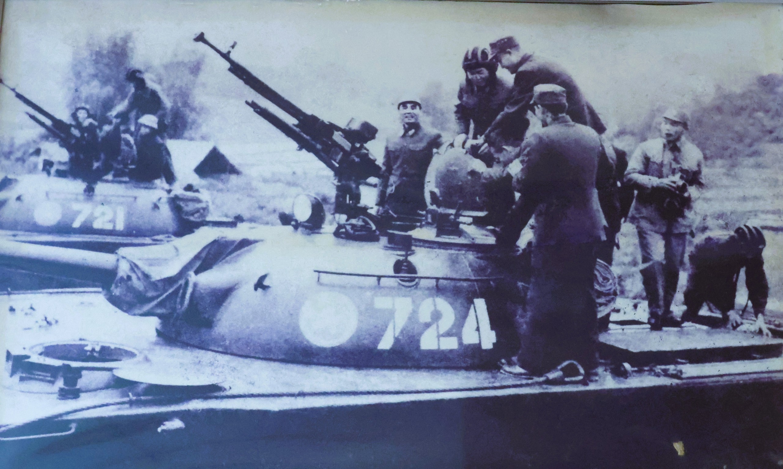 Xe tăng K63-85: 'Biến thể' của PT-76, Trung Quốc viện trợ từ năm 1969- Ảnh 1.