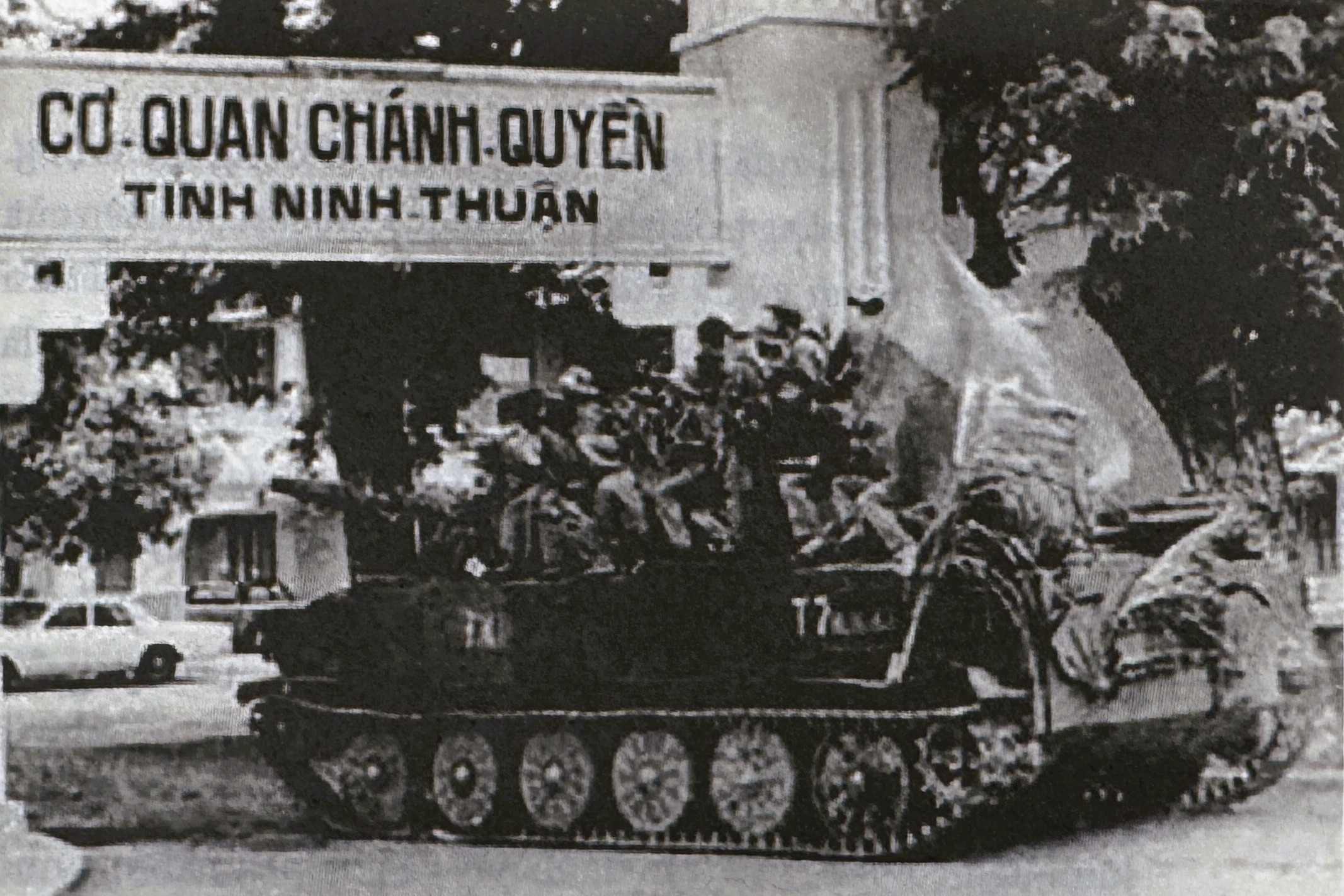 Xe tăng K63-85: 'Biến thể' của PT-76, Trung Quốc viện trợ từ năm 1969- Ảnh 3.