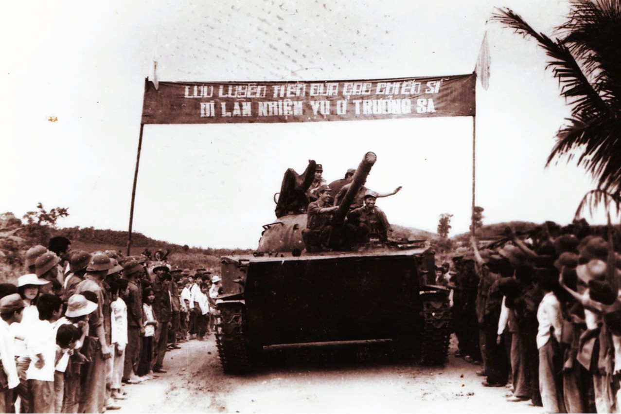 Xe tăng K63-85 đánh Pol Pot, bảo vệ Trường Sa- Ảnh 7.