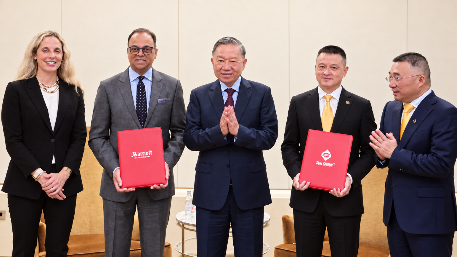 Sun Group 'bắt tay' Marriott International, đón đầu cơ hội thúc đẩy du lịch MICE từ APEC- Ảnh 1.