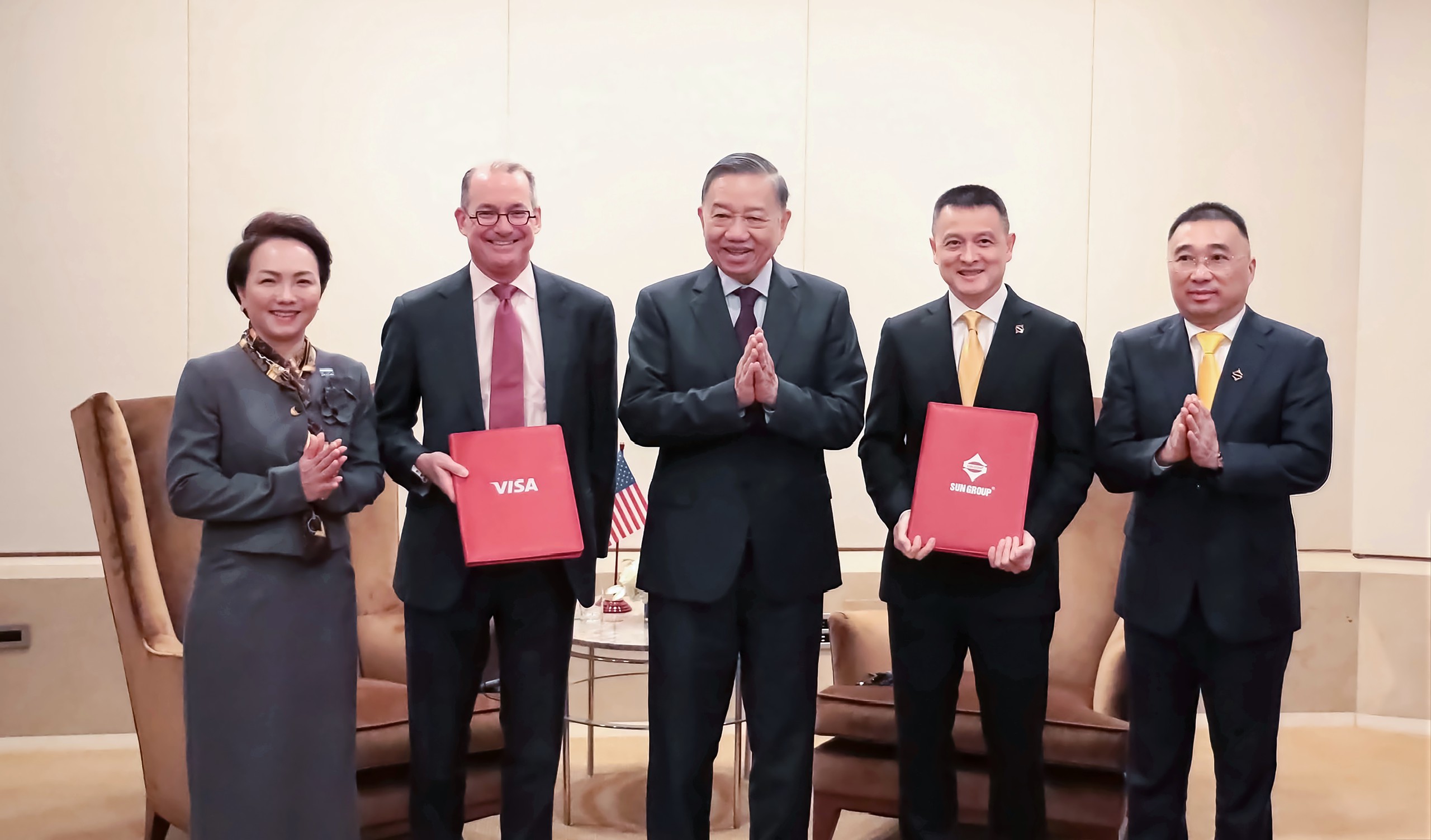 Sun Group bắt tay loạt 'ông lớn' của Mỹ, kết nối du lịch Việt với thế giới - Ảnh 2.