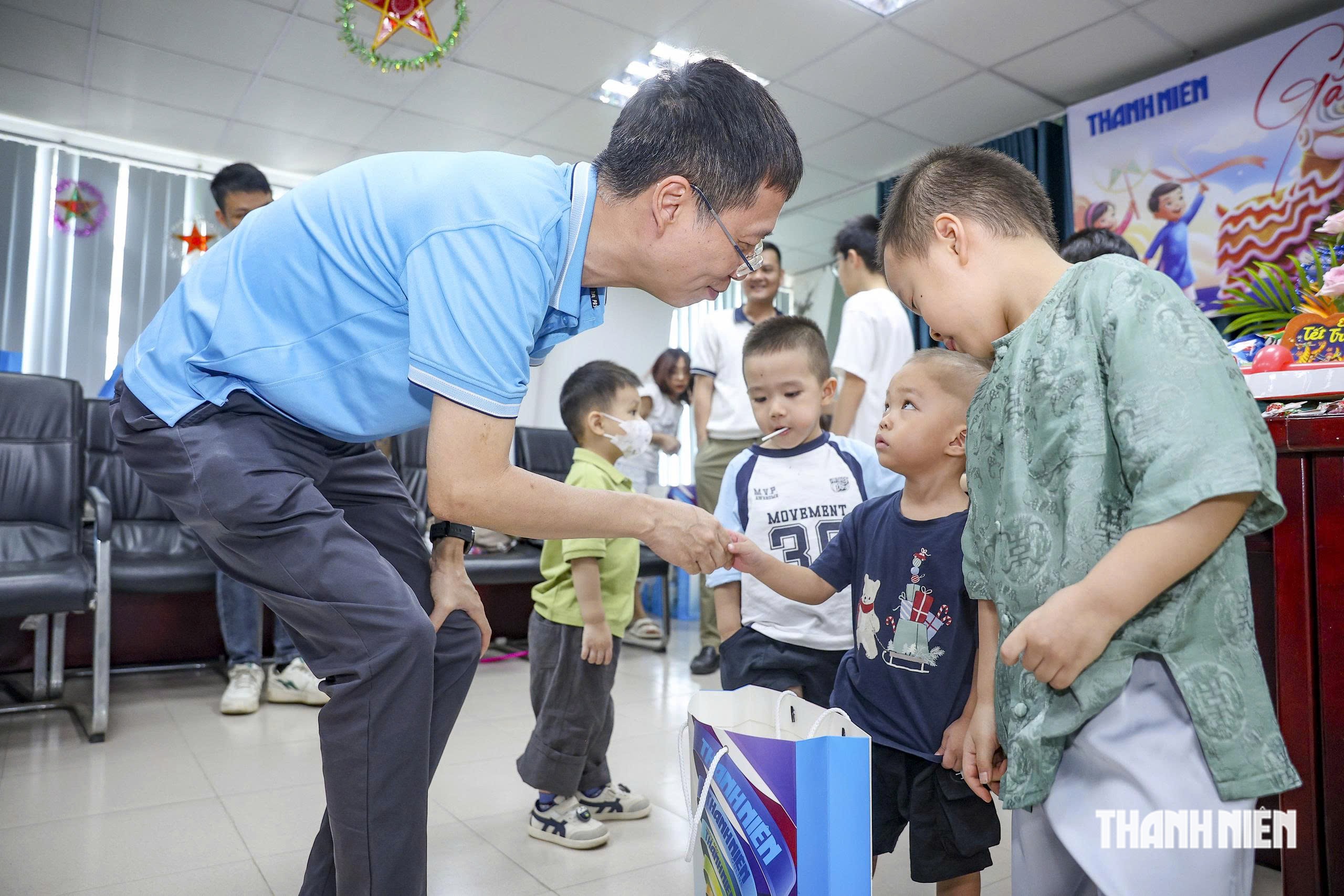 Trung thu đặc biệt ở Báo Thanh Niên: Những đứa trẻ ngày nào nay vào đại học - Ảnh 33.
