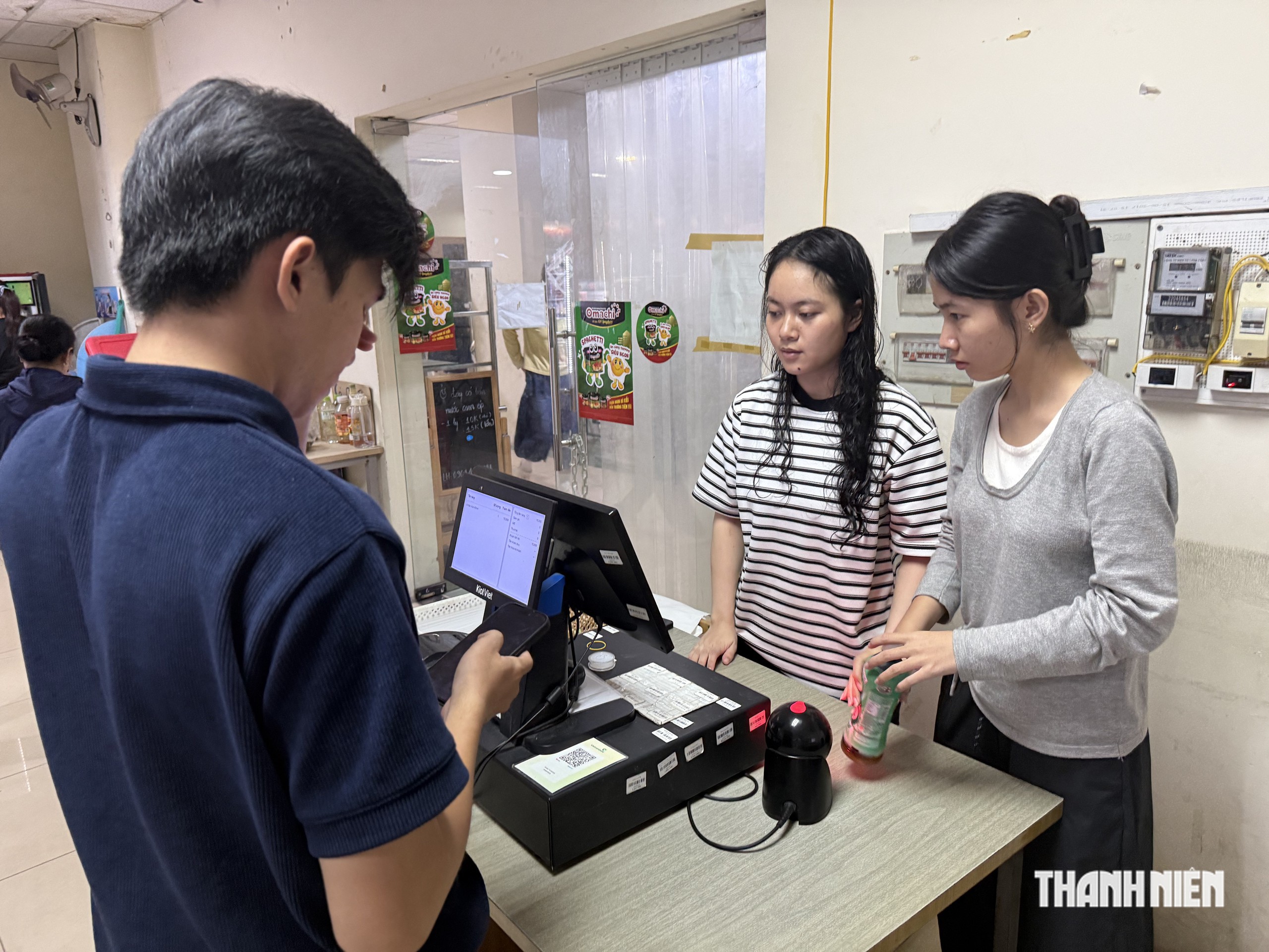 Bỡ ngỡ lần đầu là tân sinh viên: 'Ngợp' từ giảng đường ra đến ngã tư - Ảnh 4.