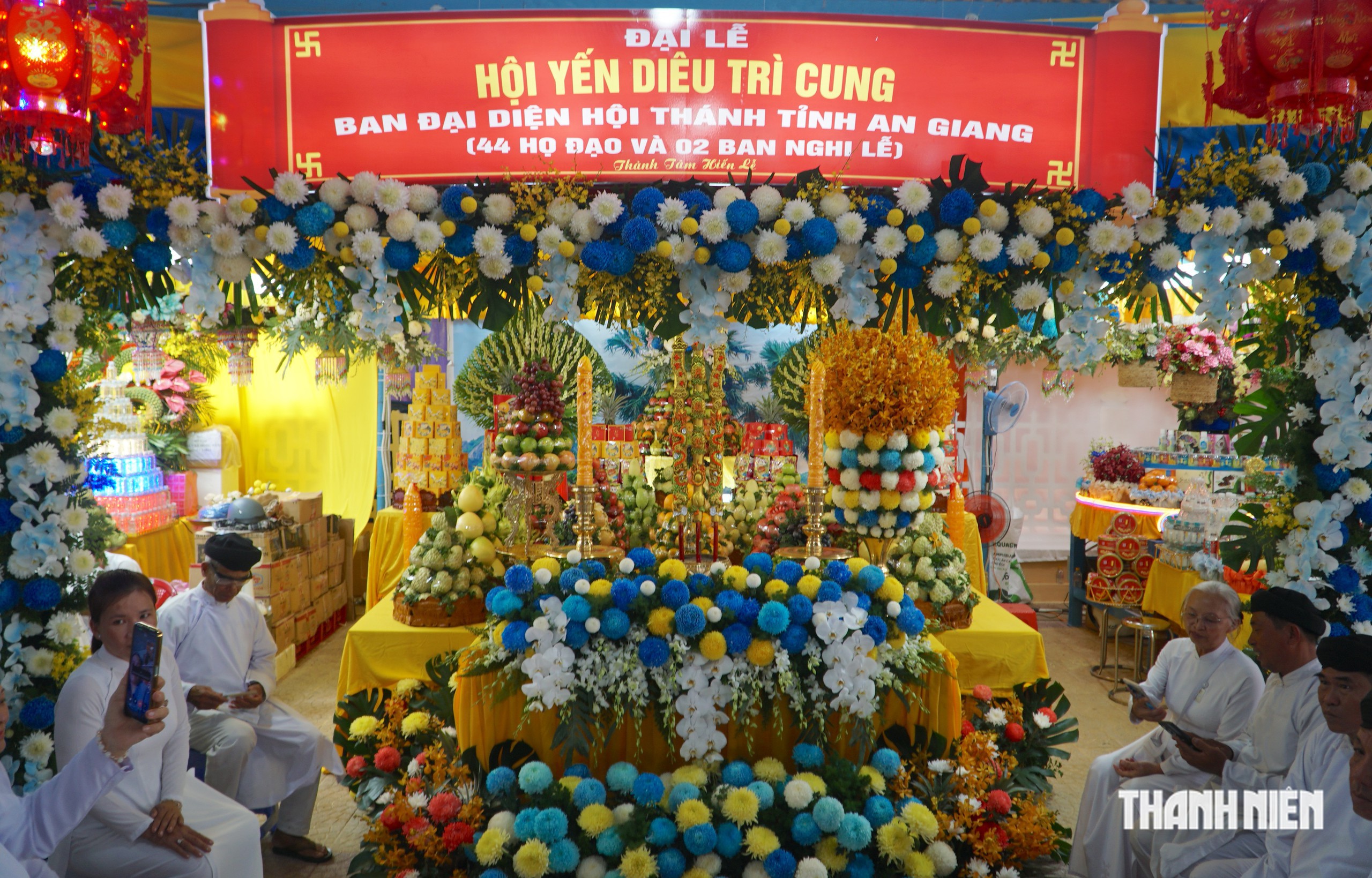 Hội yến Diêu Trì Cung: Hàng trăm loại hoa, trái cây bắt mắt dâng cúng Phật Mẫu - Ảnh 8.