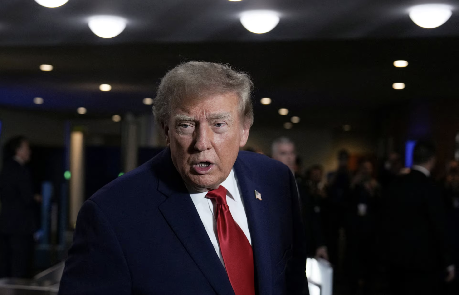 Ông Trump đổi tên trí tuệ nhân tạo thành SI - Siêu trí tuệ - Ảnh 1.