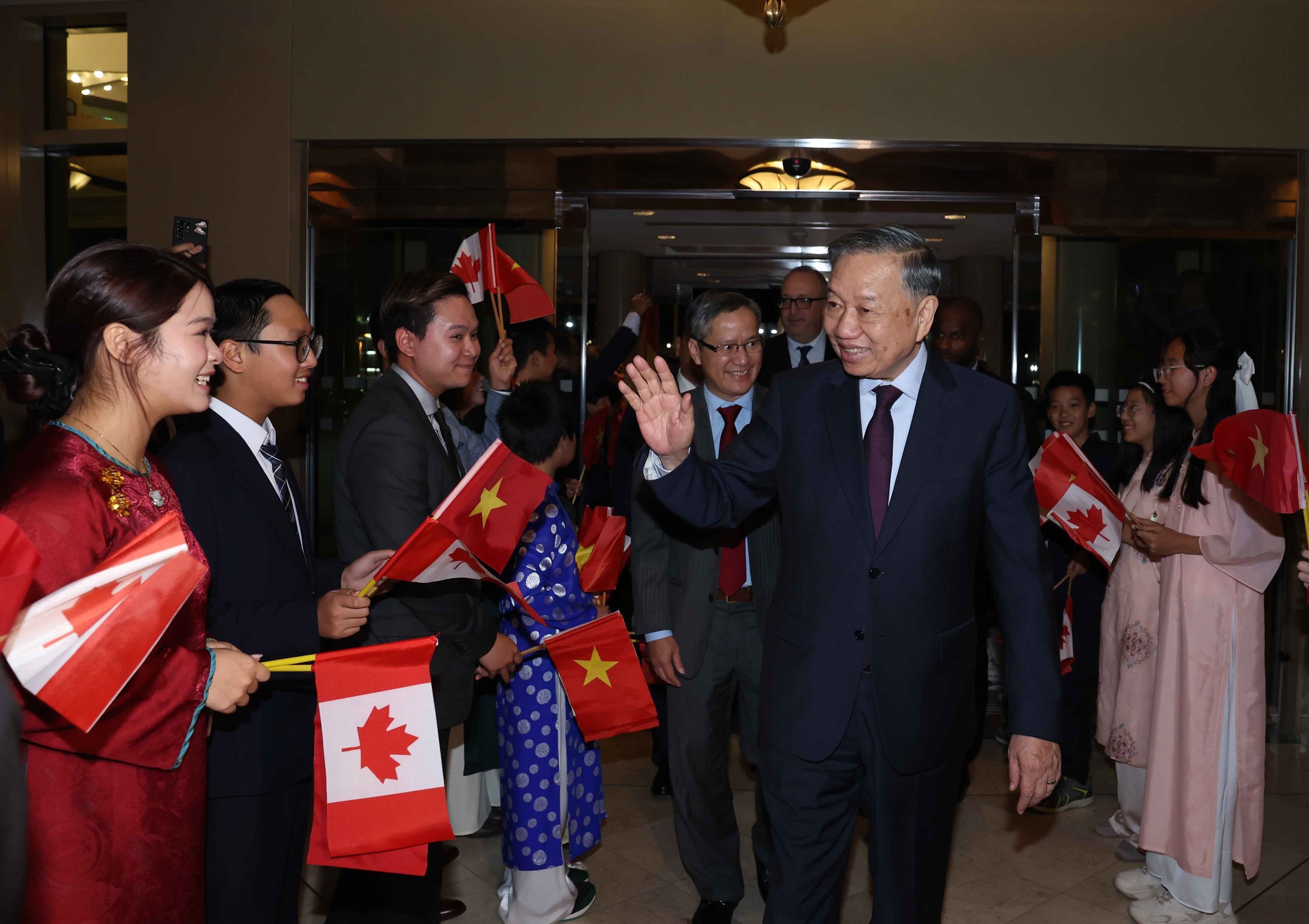 Tổng Bí thư, Chủ tịch nước Tô Lâm bắt đầu thăm cấp nhà nước Canada- Ảnh 2.