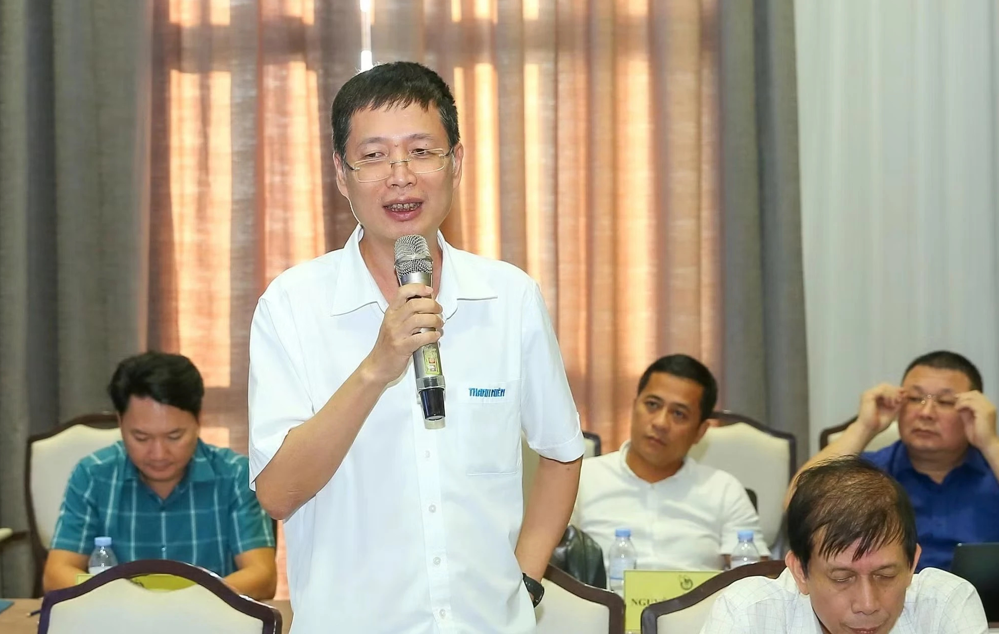 B&aacute;o ch&iacute; c&oacute; 'radar' hiện đại, nhưng 'thủy thủ' đ&atilde; thạo hải tr&igrave;nh? - Ảnh 1.