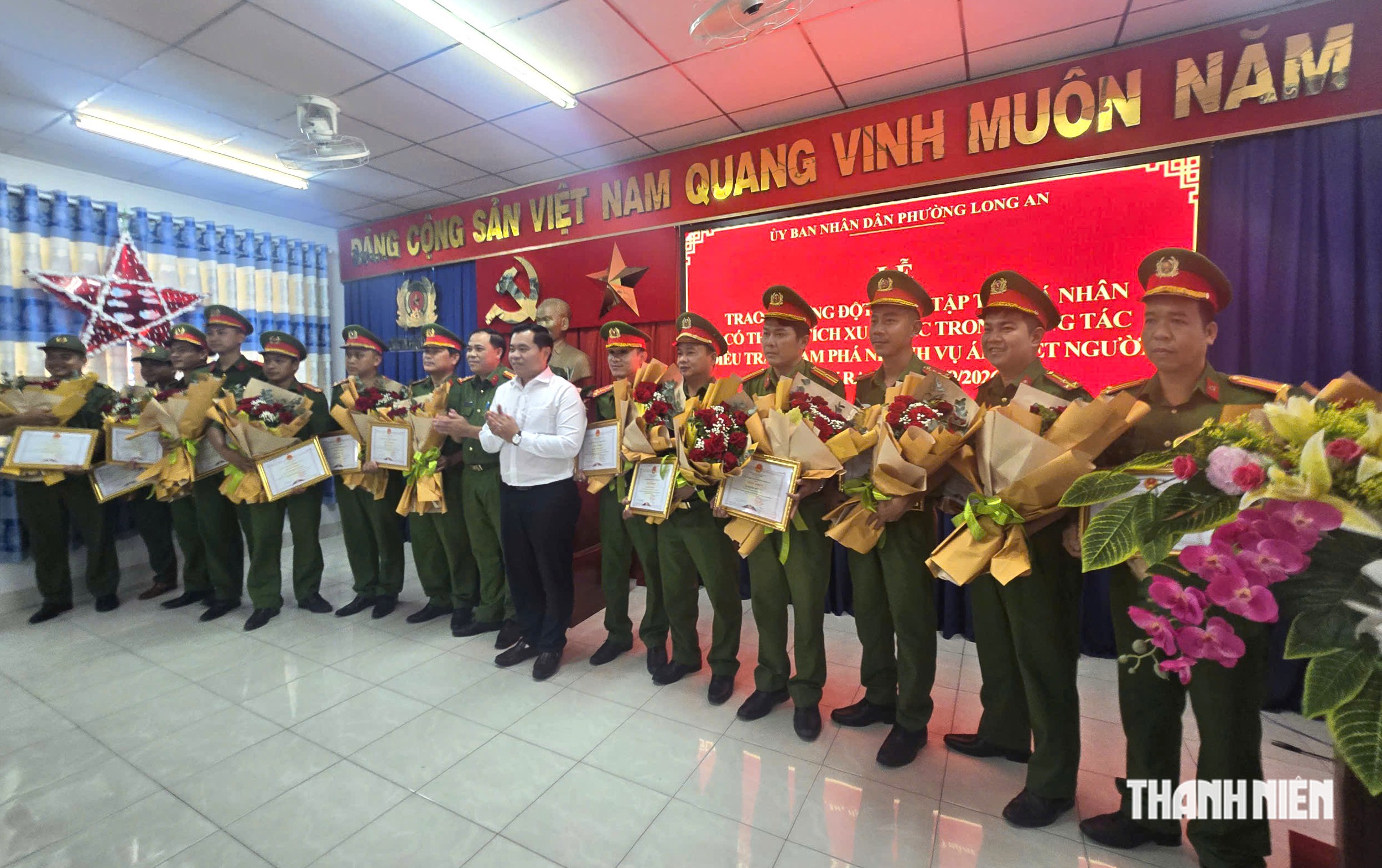 Công an Tây Ninh bắt 10 nghi phạm giết người sau 17 giờ truy xét- Ảnh 2.