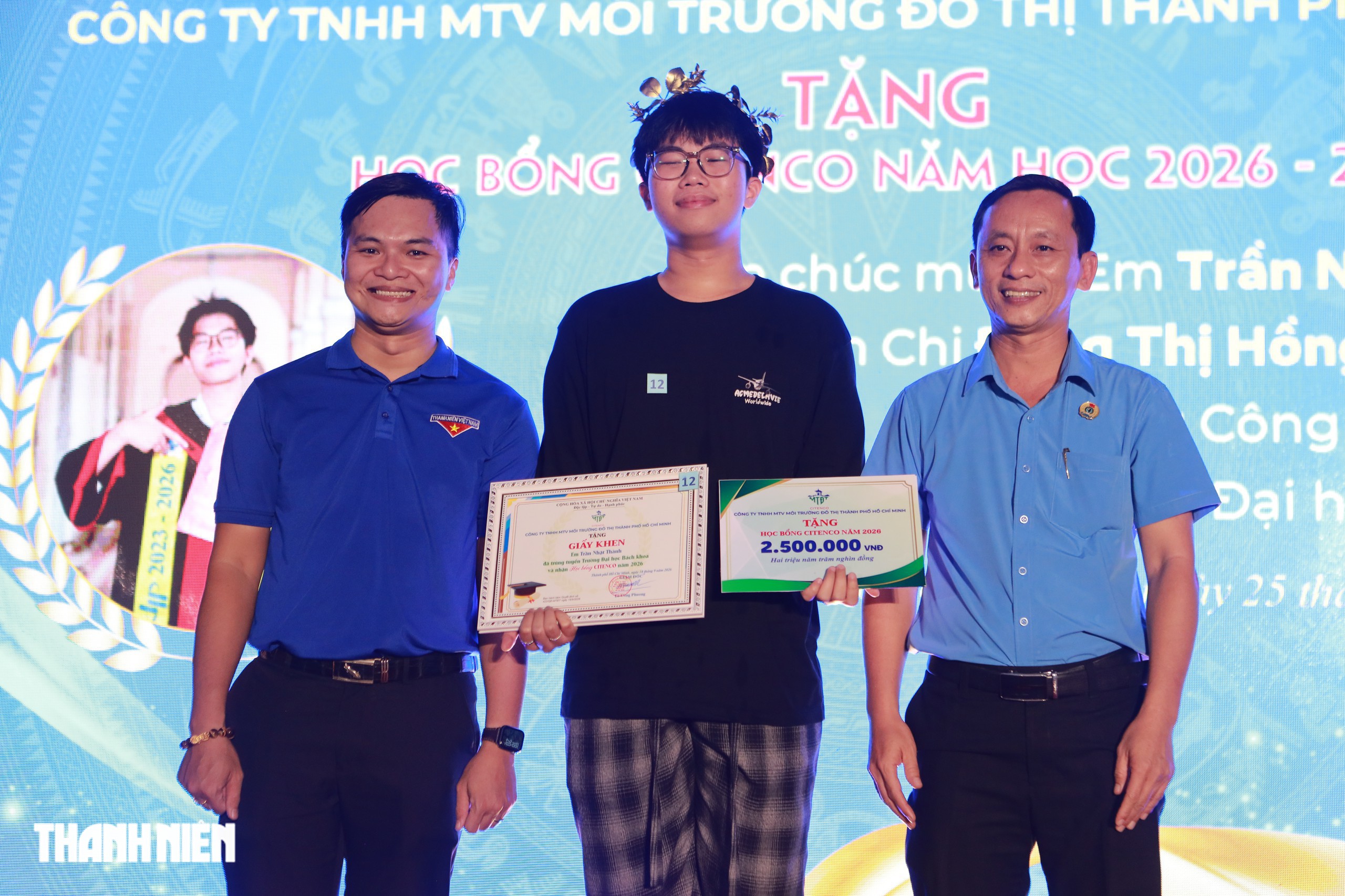 Tổ chức trung thu, trao học bổng cho con người lao động ở TP.HCM- Ảnh 2.