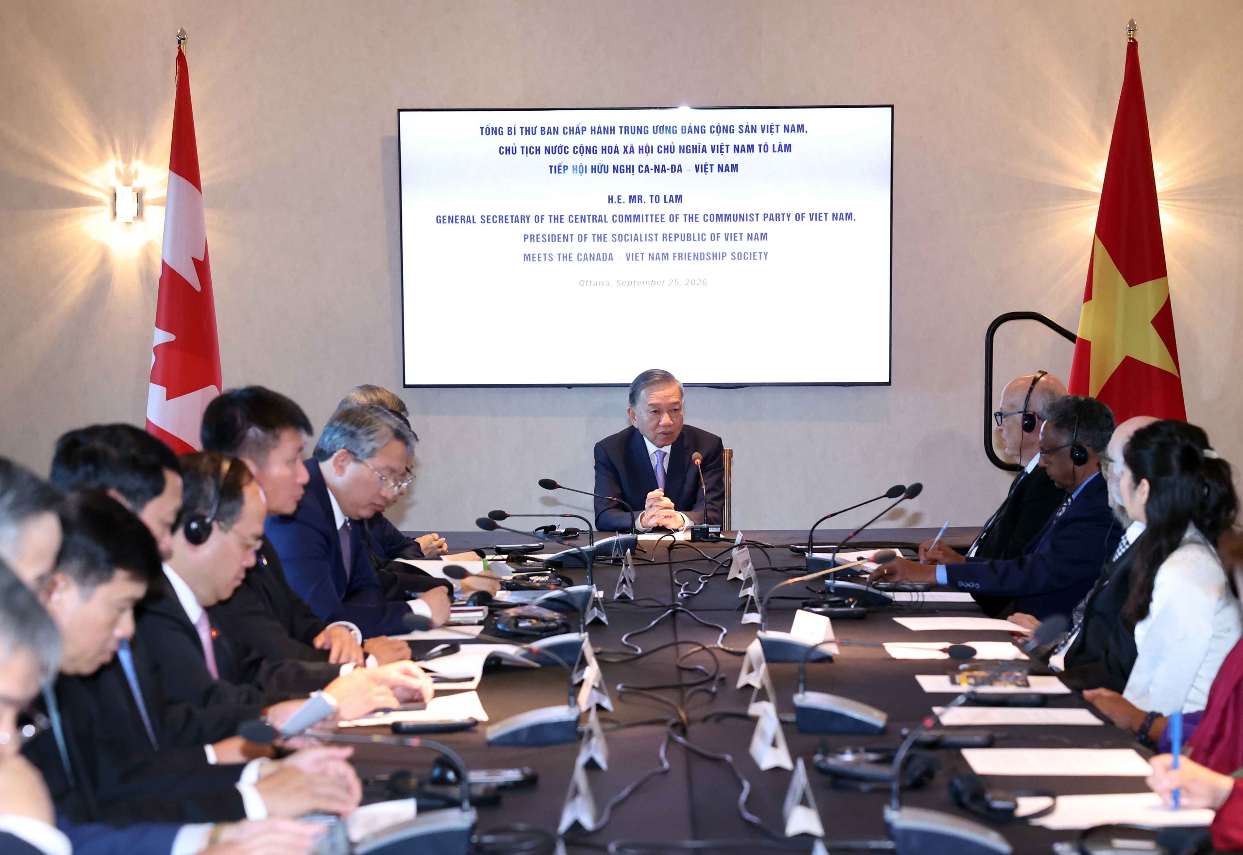 Trí thức người Việt tại Canada đều có thể trở thành một 'đại sứ hữu nghị'- Ảnh 2.