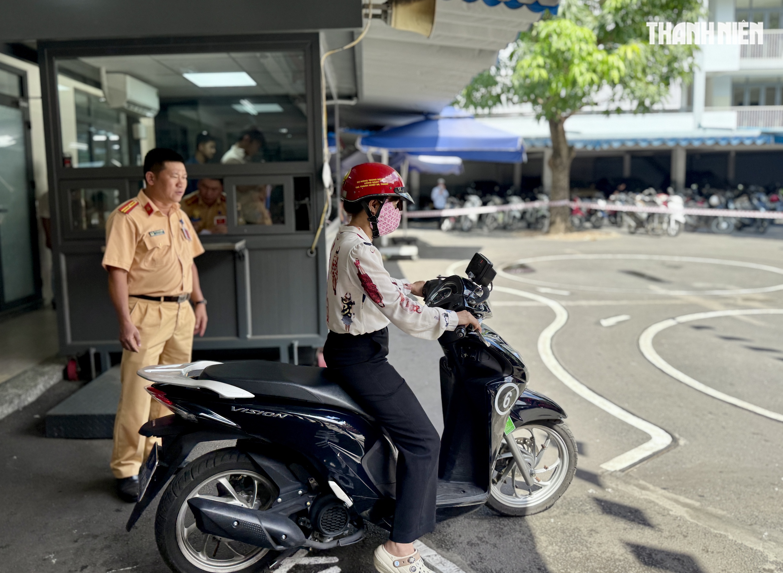 TP.HCM đào tạo lại kỹ năng lái xe cho người có bằng lái trên 3 năm - Ảnh 1.