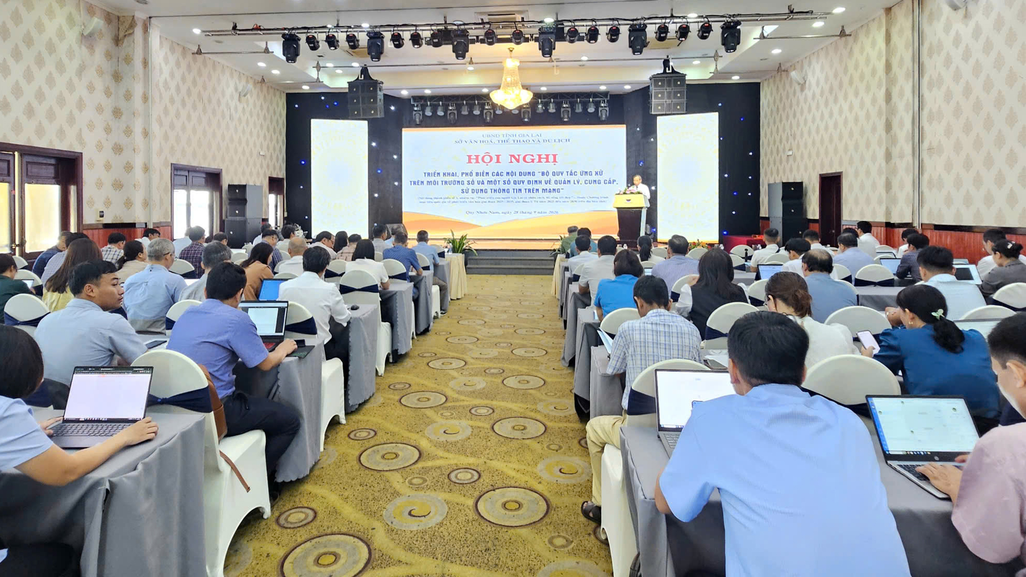Ứng xử thế nào trước tin giả, thông tin xấu trên mạng? - Ảnh 2.