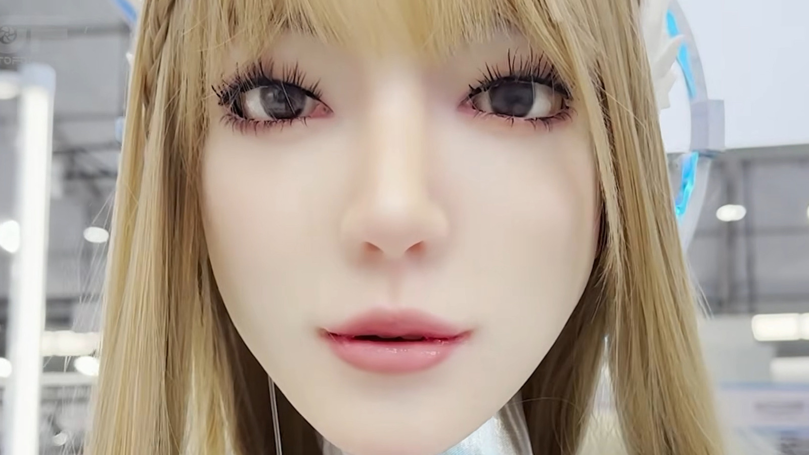 Robot hình người gây sốc khi có thể khóc - Ảnh 1.