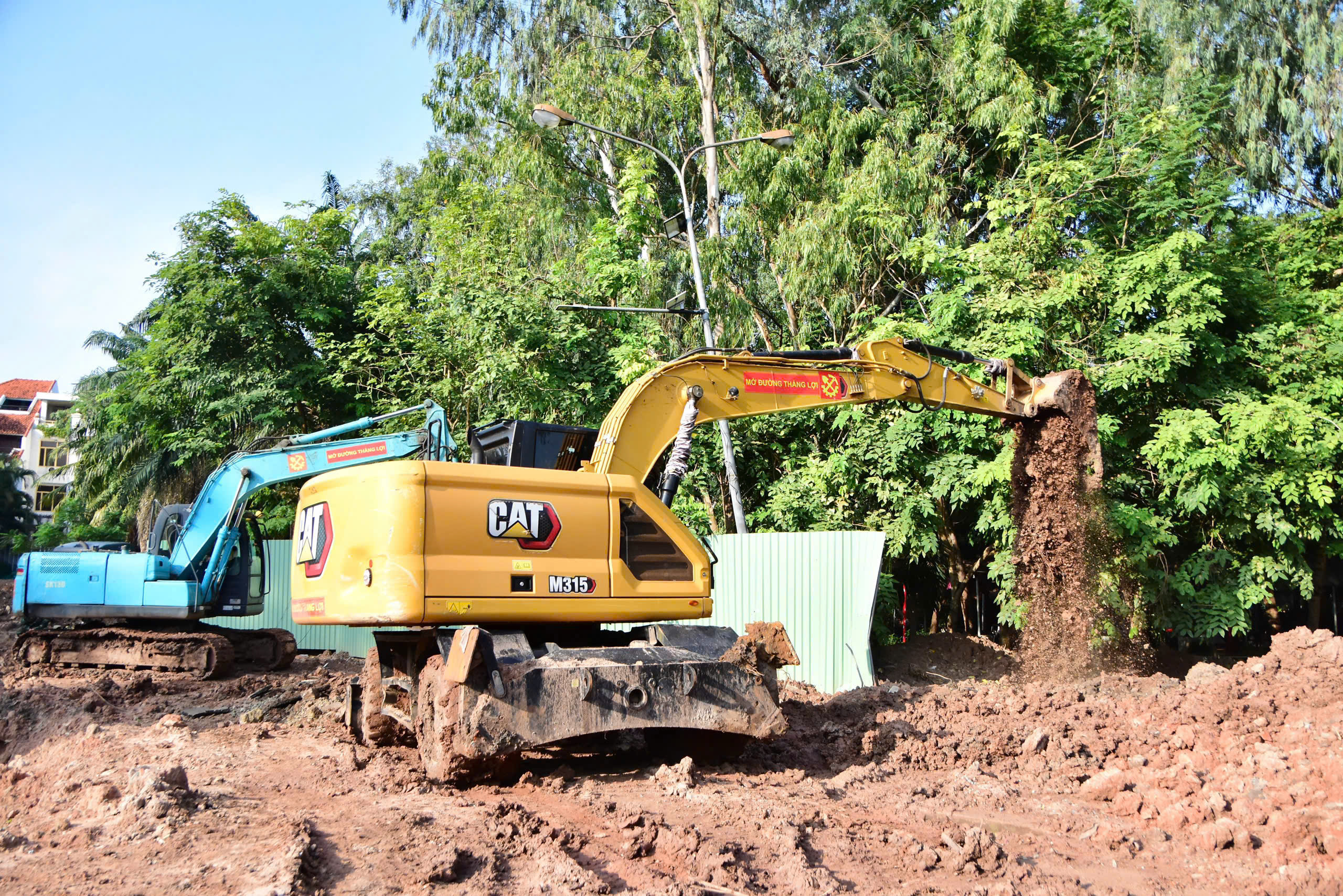 Quy tập 672 hài cốt liệt sĩ tại công viên Lê Thị Riêng- Ảnh 2.