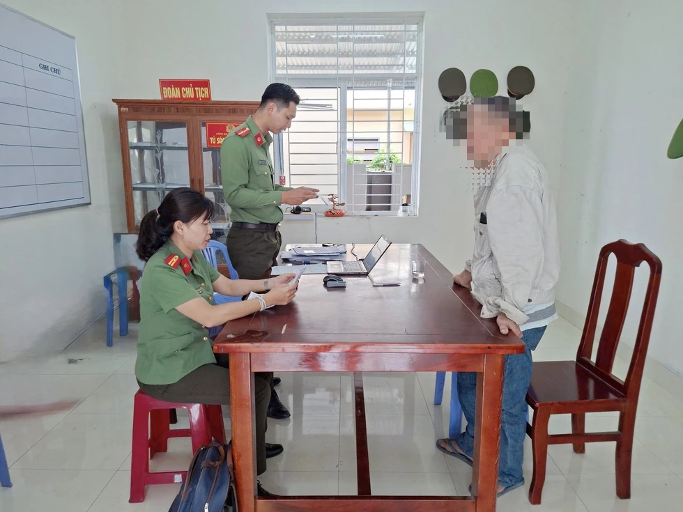 C&ocirc;ng an Vĩnh Long xử phạt người đăng, chia sẻ nhiều b&agrave;i viết xuy&ecirc;n tạc- Ảnh 1.