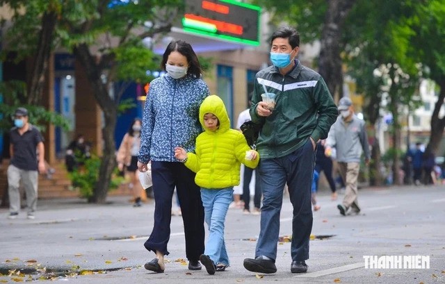 Không khí lạnh dồn dập đầu tháng 10, miền Bắc giảm 10 độ C- Ảnh 1.