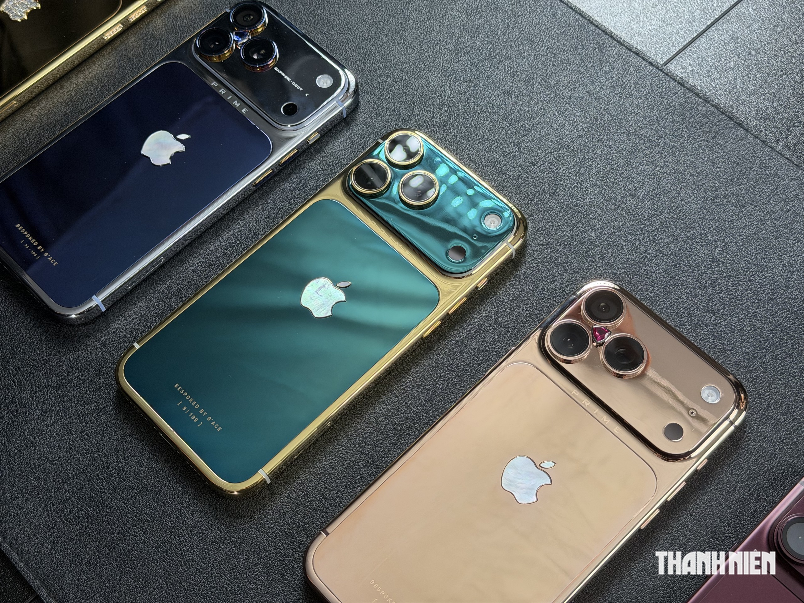 iPhone 18 Pro Max mạ vàng, đính kim cương giá hơn 200 triệu đồng tại Việt Nam - Ảnh 1.