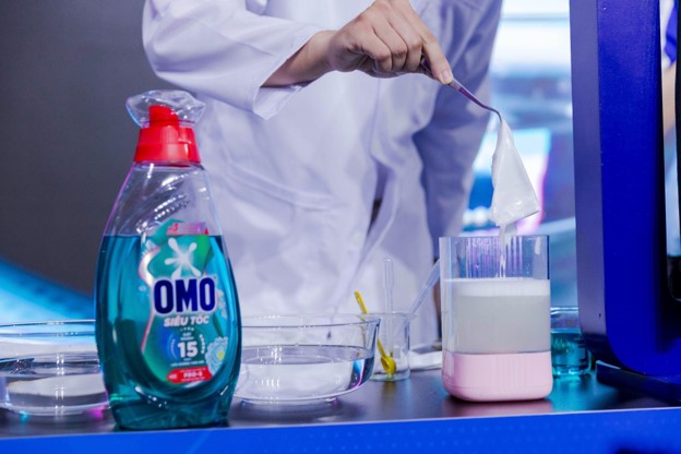 Muốn máy giặt bớt ‘ngốn’ điện nước, nhiều người đang bỏ qua điều đơn giản này- Ảnh 2.