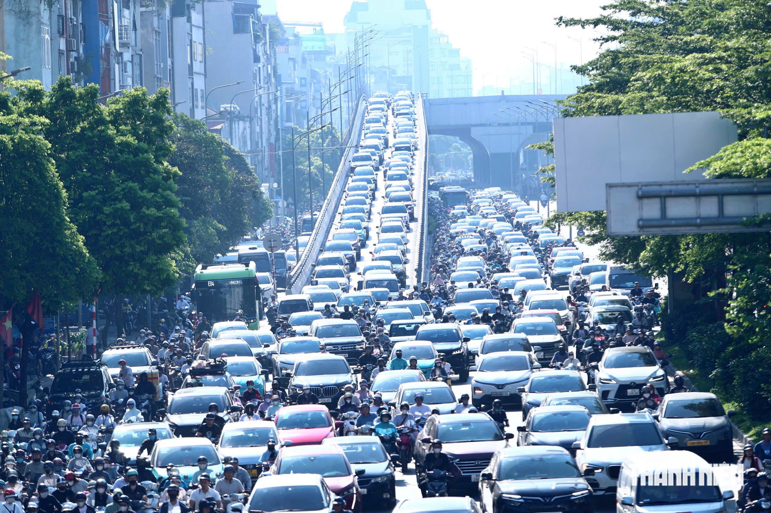 Các trục hướng tâm Hà Nội ùn tắc nghiêm trọng- Ảnh 7.