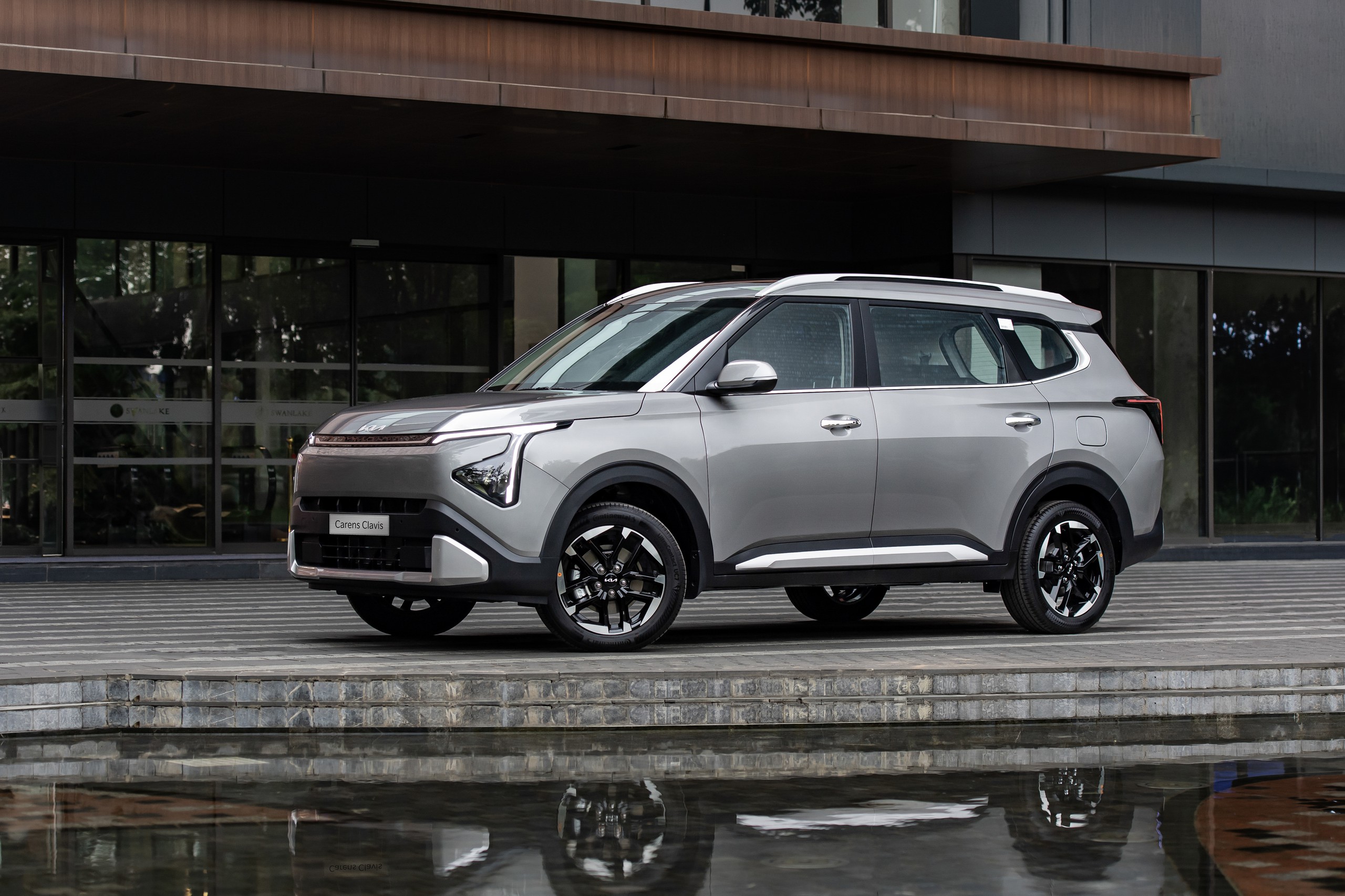KIA Carens Clavis ph&acirc;n phối tại Việt Nam: Gi&aacute; từ 639 triệu, bản cao c&oacute; ADAS - Ảnh 6.