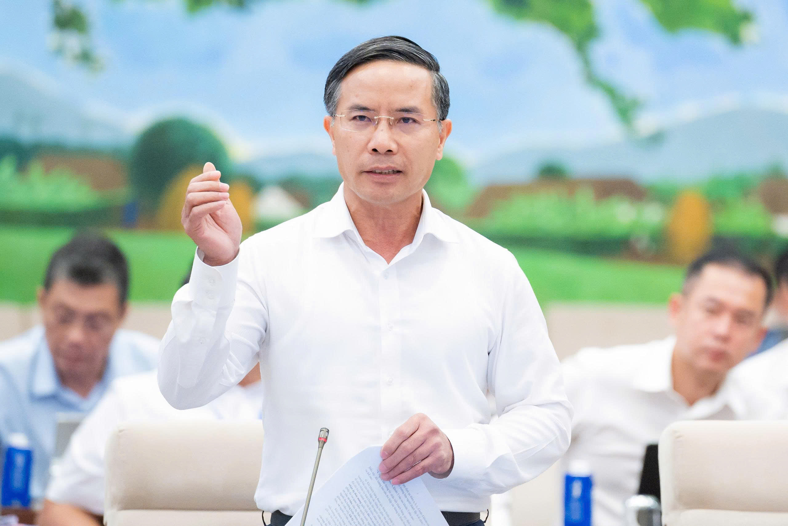 Thống đốc Ngân hàng Nhà nước báo cáo Quốc hội về nợ xấu, sàn giao dịch vàng- Ảnh 1.