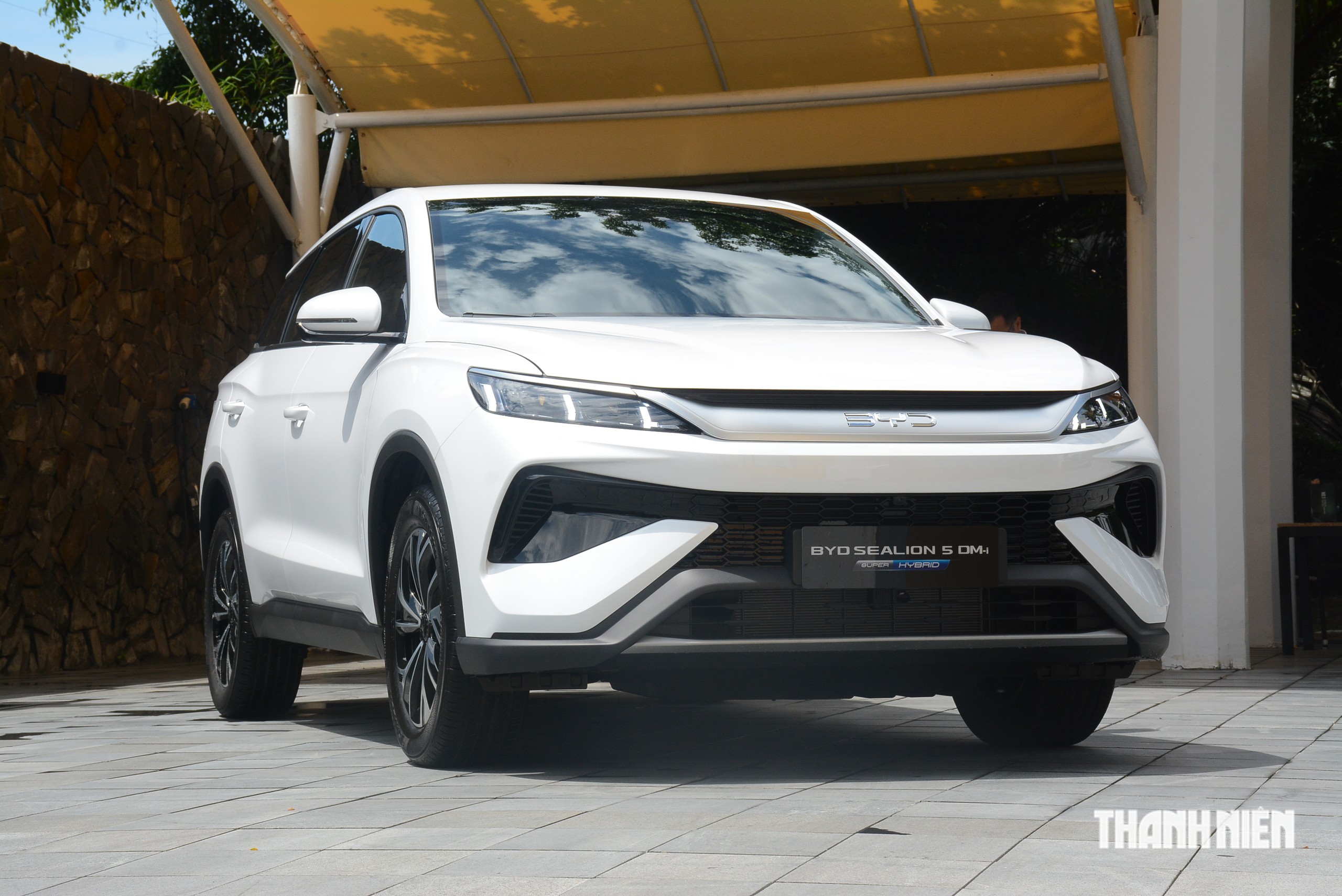 'Tăng lực' vào phân khúc SUV hạng C, BYD kỳ vọng gì với Sealion 5? - Ảnh 2.